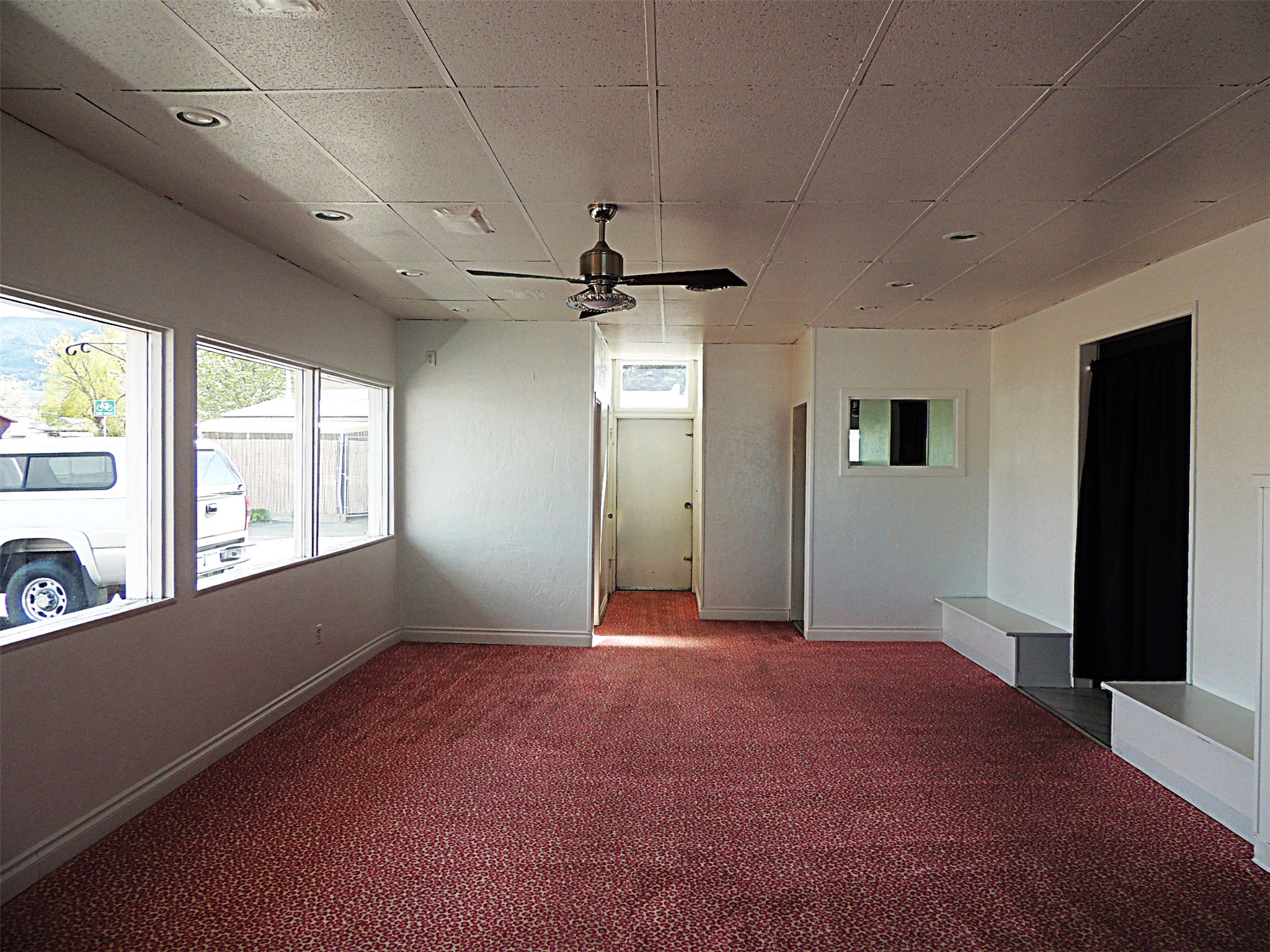 2000 Farragut Avenue Property Photo 8