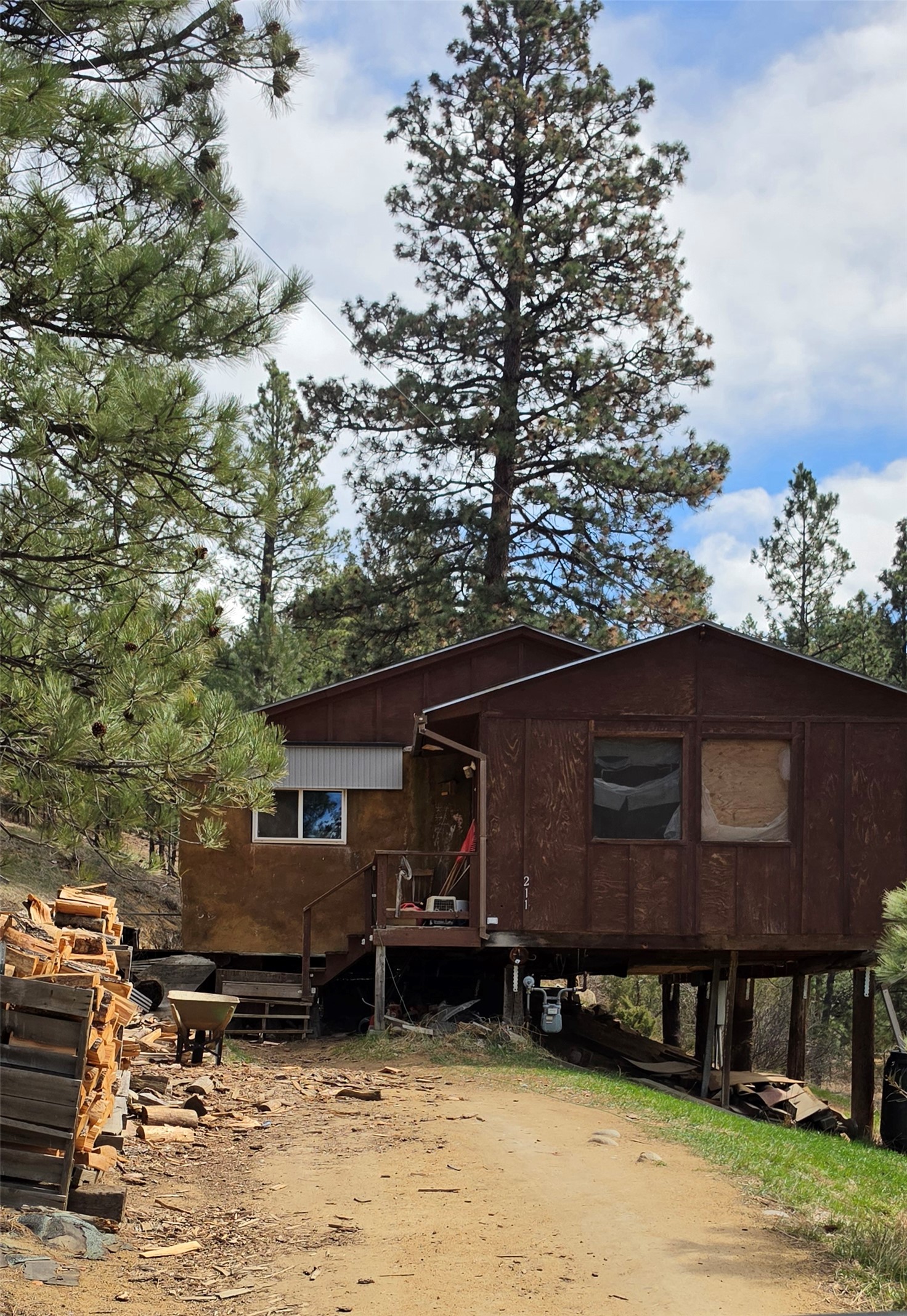 211 Warm Springs Creek Road Property Photo 9