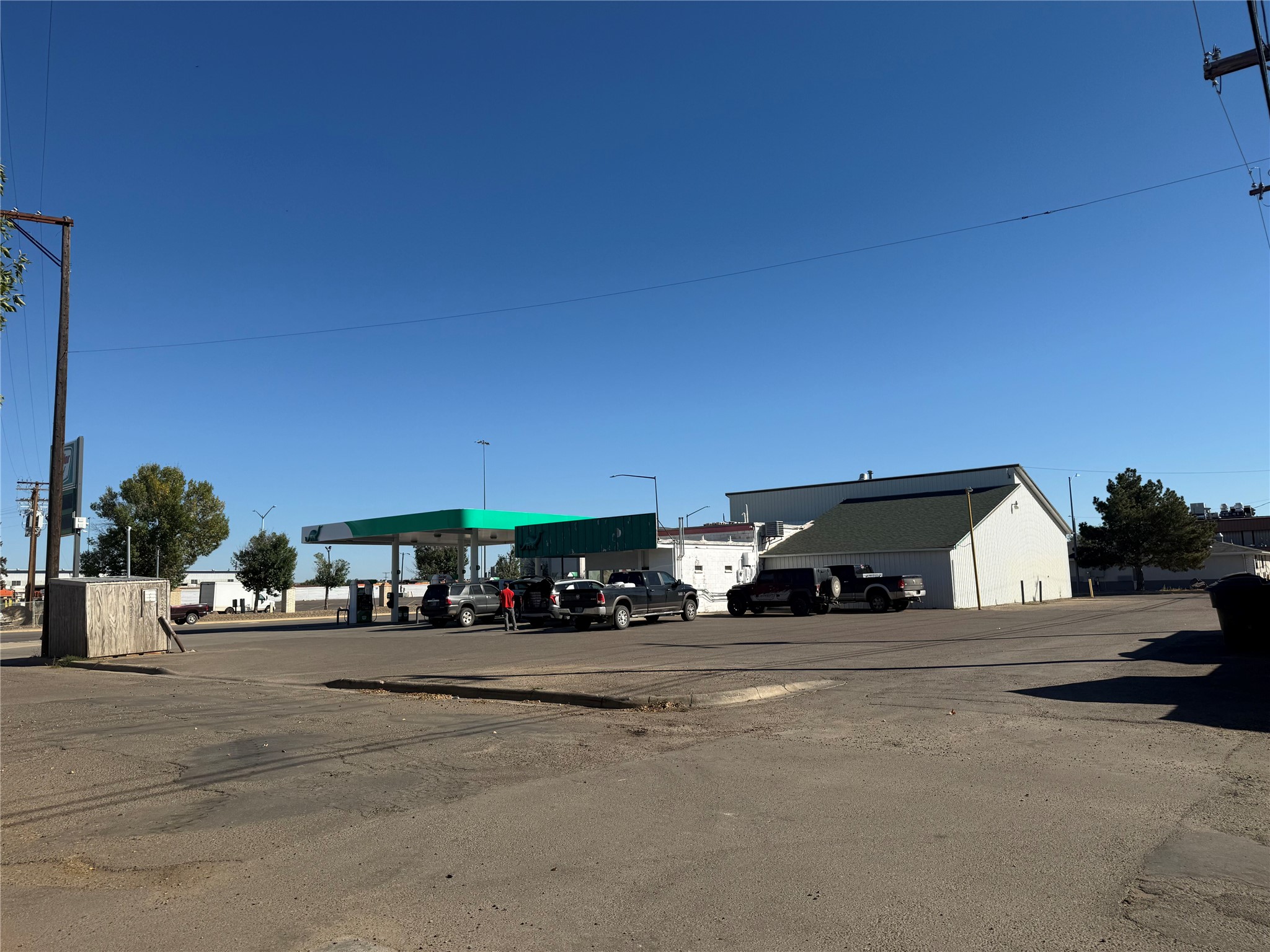 1200 1st Street Property Photo 4