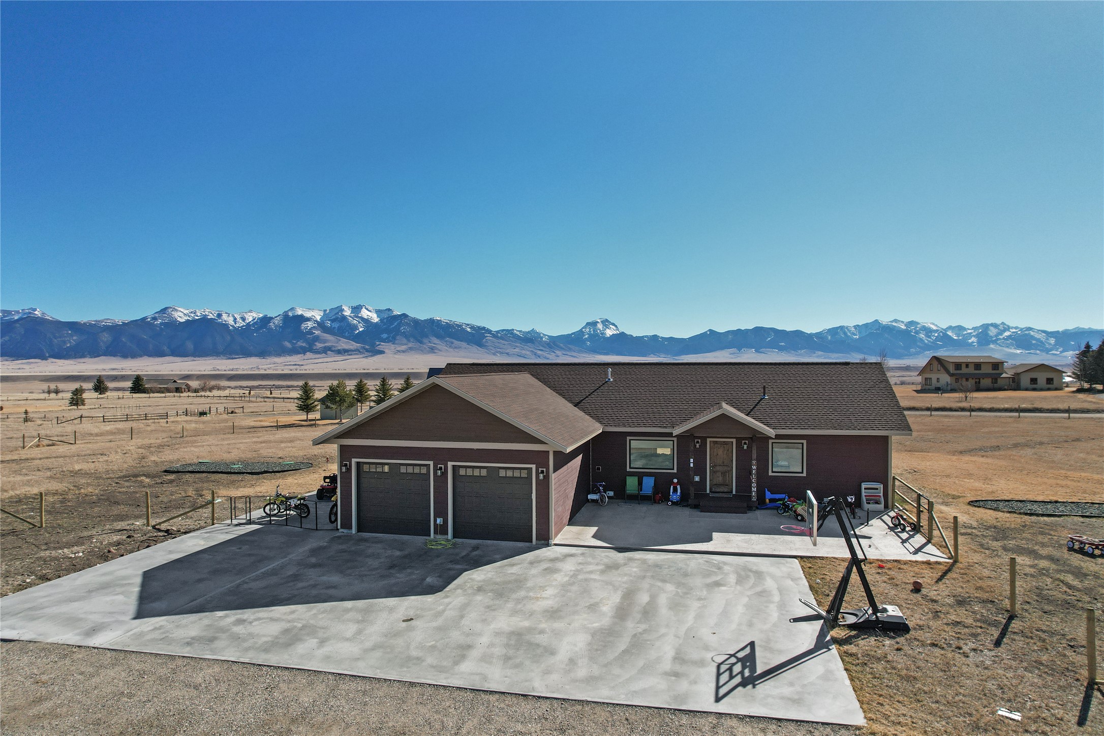 13 Diamondback Road Property Photo 1