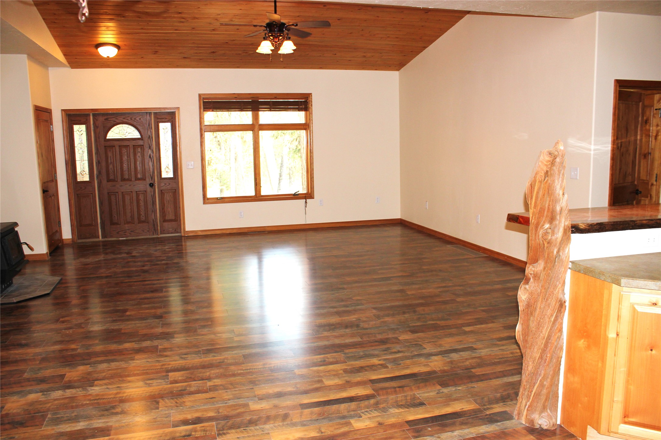337 Hauser Drive Property Photo 11