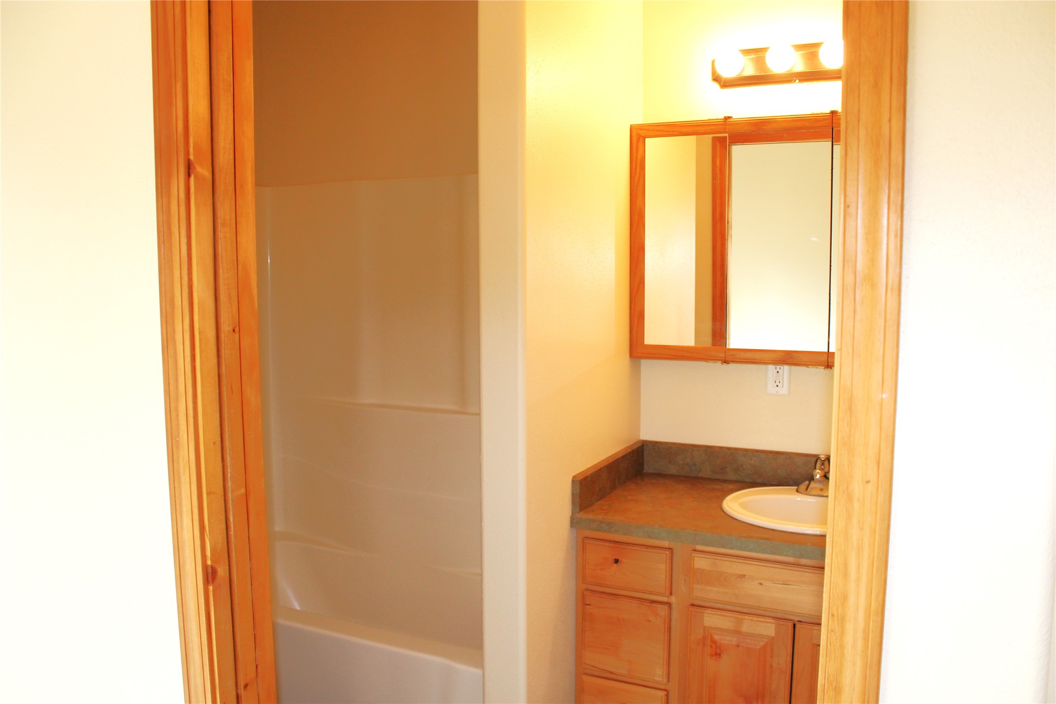 337 Hauser Drive Property Photo 16
