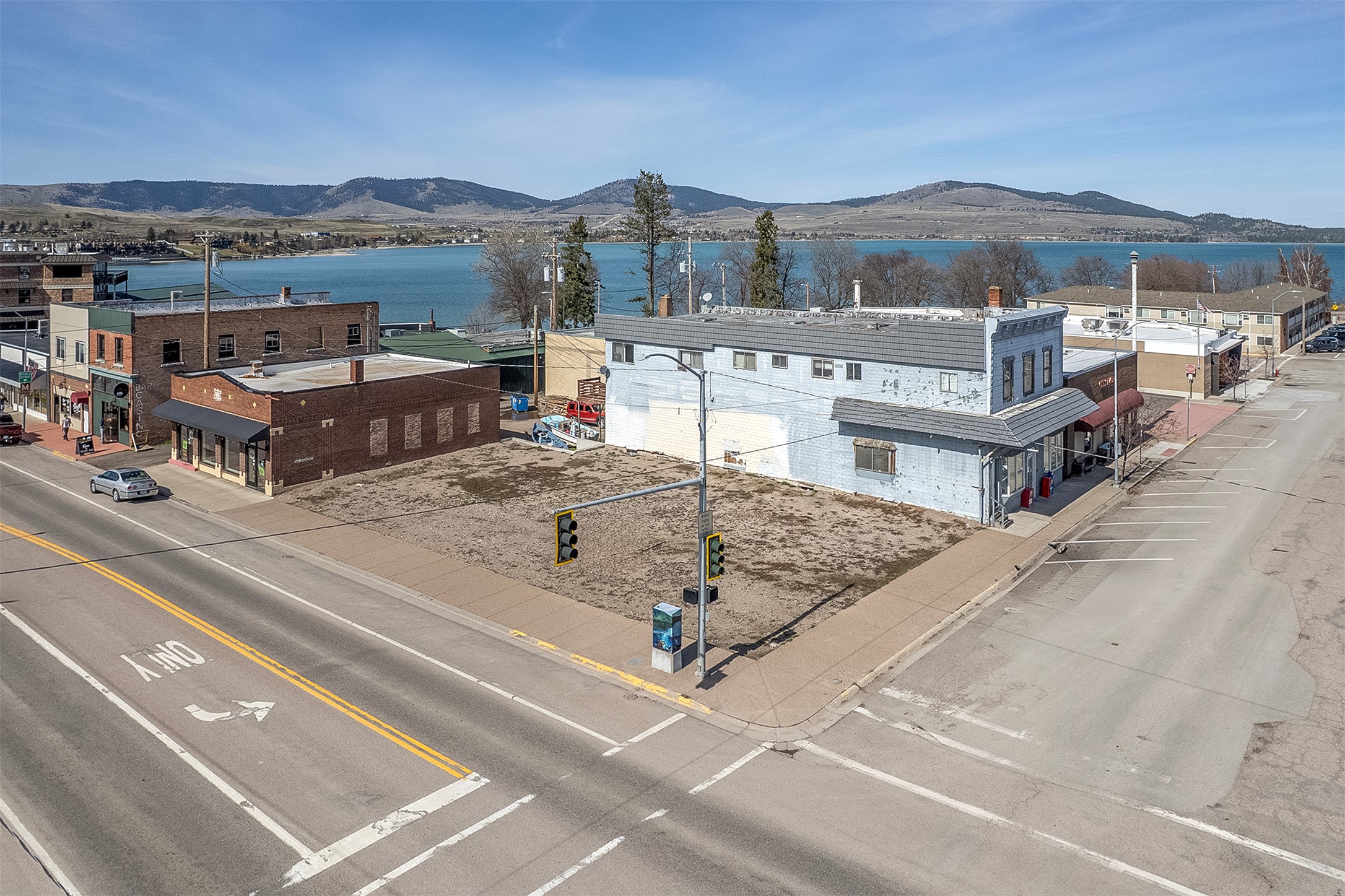 13 2nd Avenue E Property Photo 2