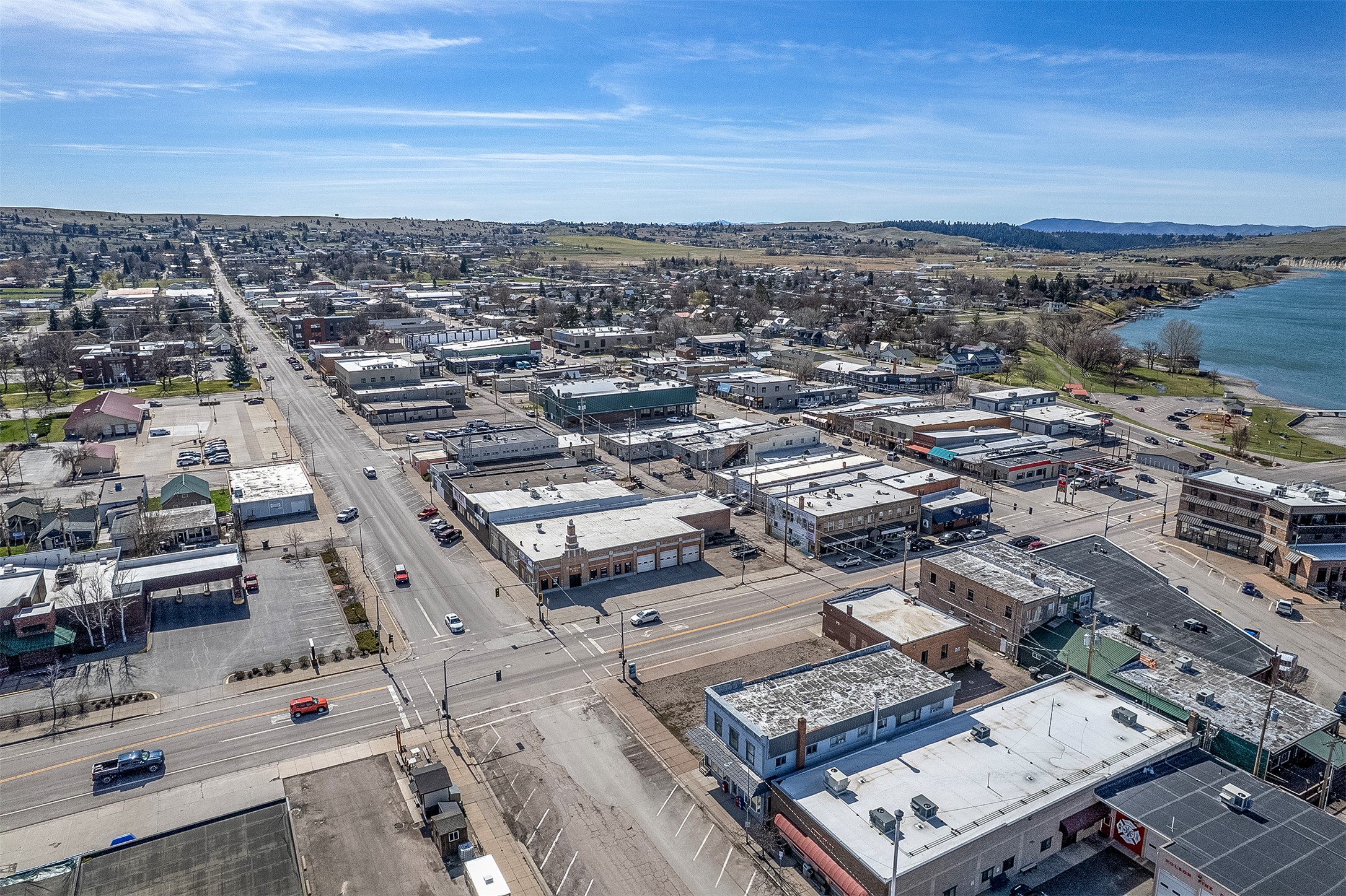13 2nd Avenue E Property Photo 14