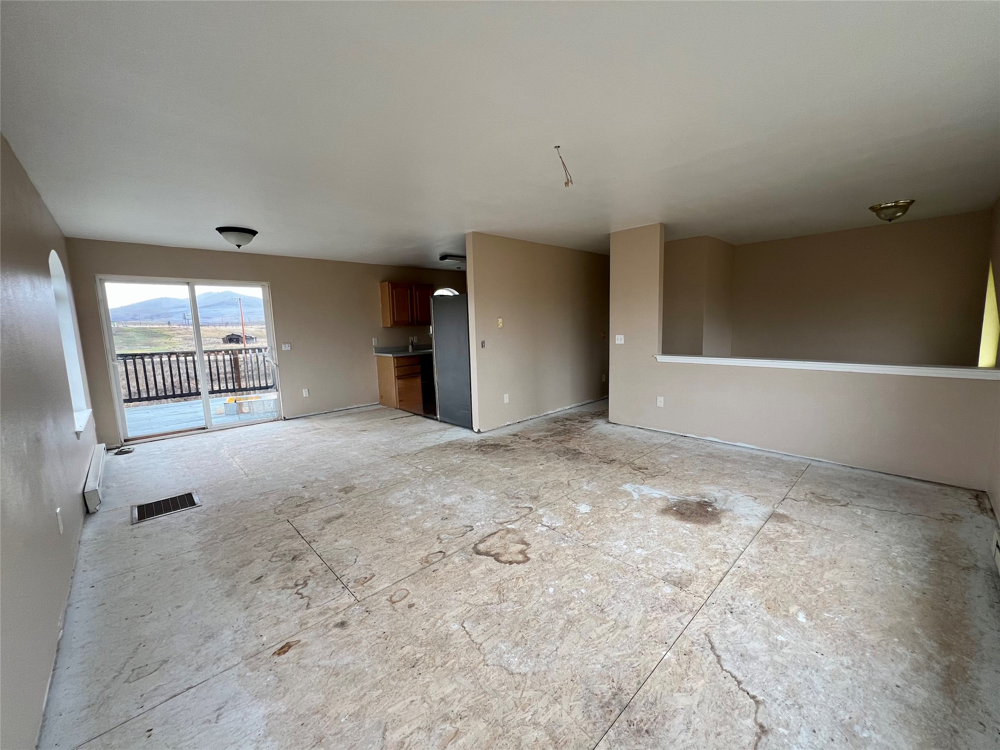 62311 Ash Lane Property Photo 4