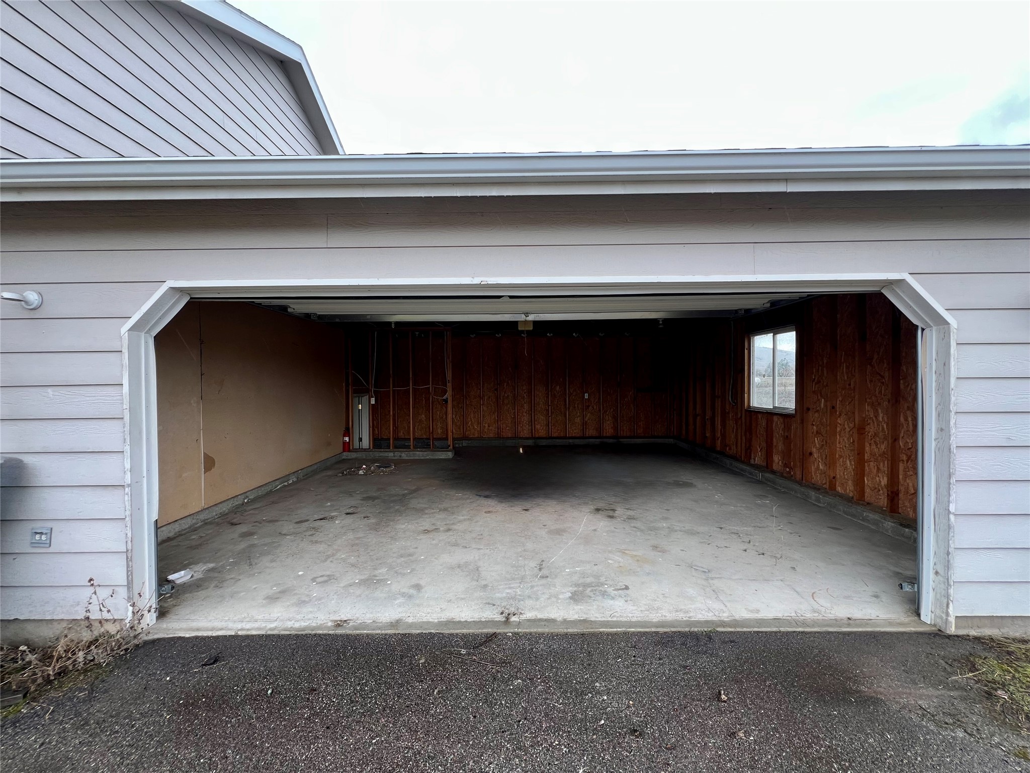 62311 Ash Lane Property Photo 18