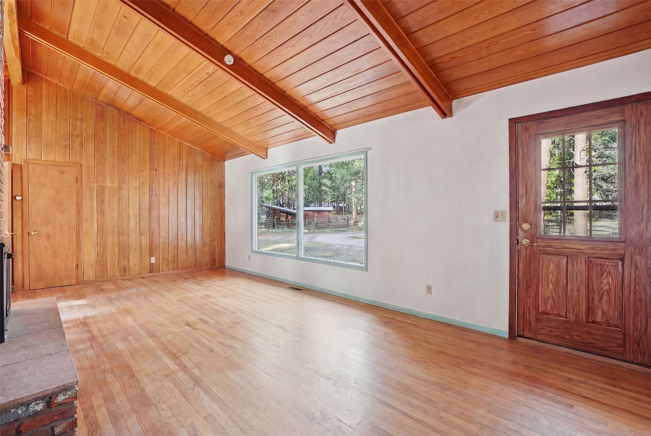 314 And 308 Kootenai Creek Road Property Photo 5