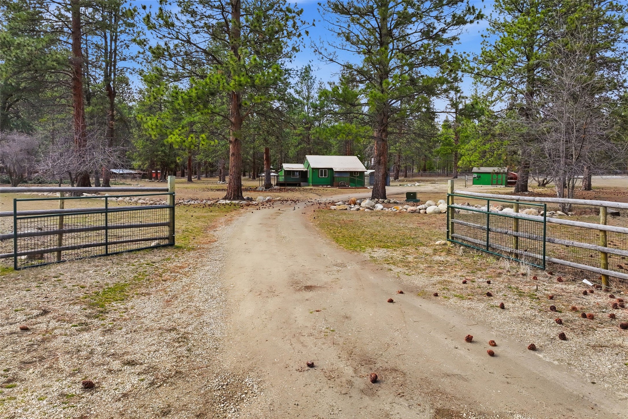 314 And 308 Kootenai Creek Road Property Photo 44