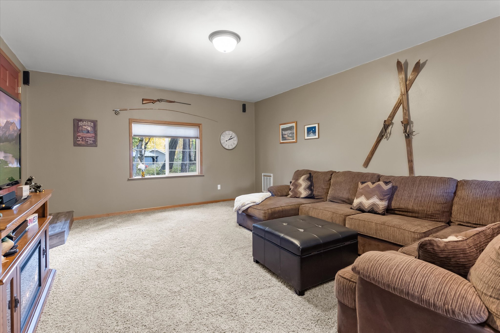 1422 Tamarack Lane Property Photo 4