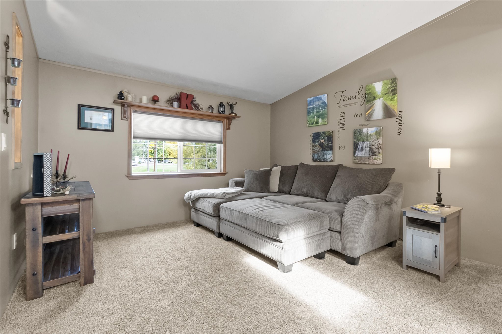 1422 Tamarack Lane Property Photo 12