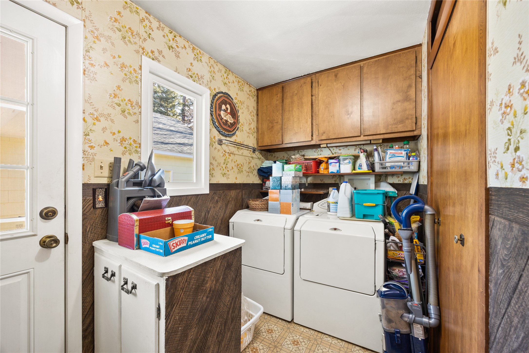1009 3rd Avenue E Property Photo 14