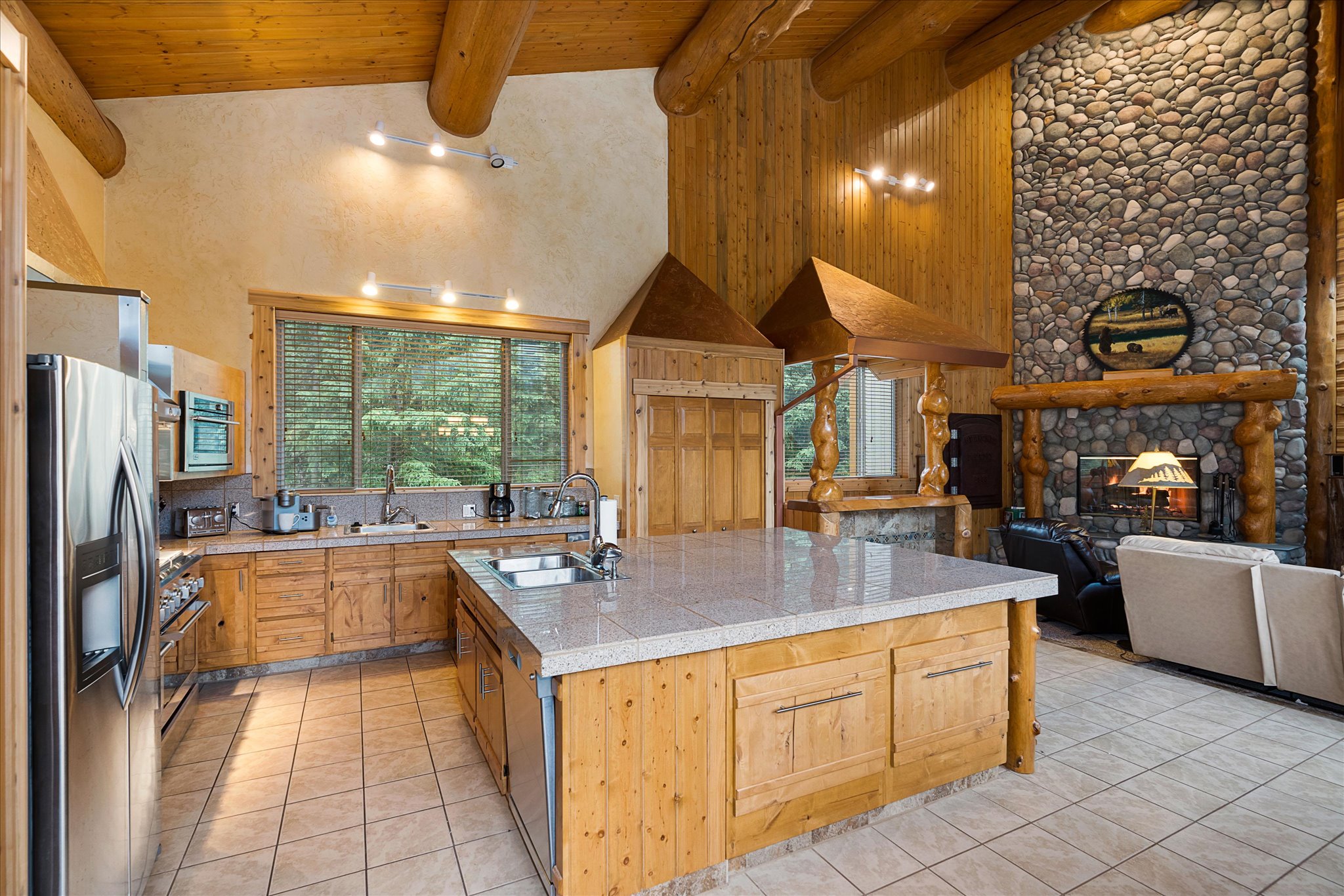 3700 Glen Lake Road Property Photo 14