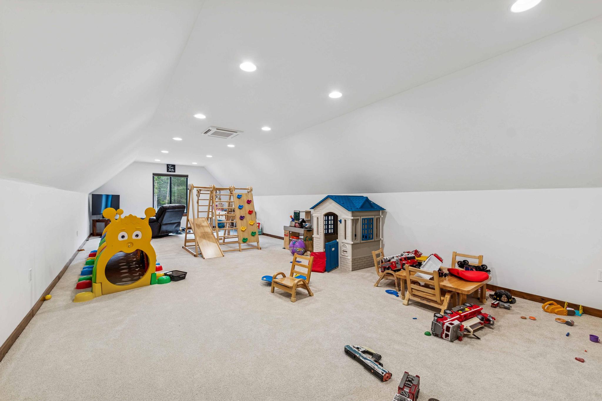 463 Deer Creek Road Property Photo 27
