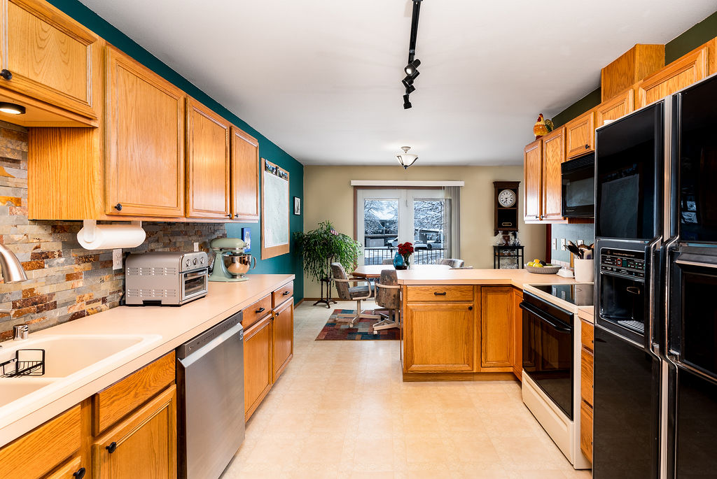 305 Kelly Road F21 Property Photo 6