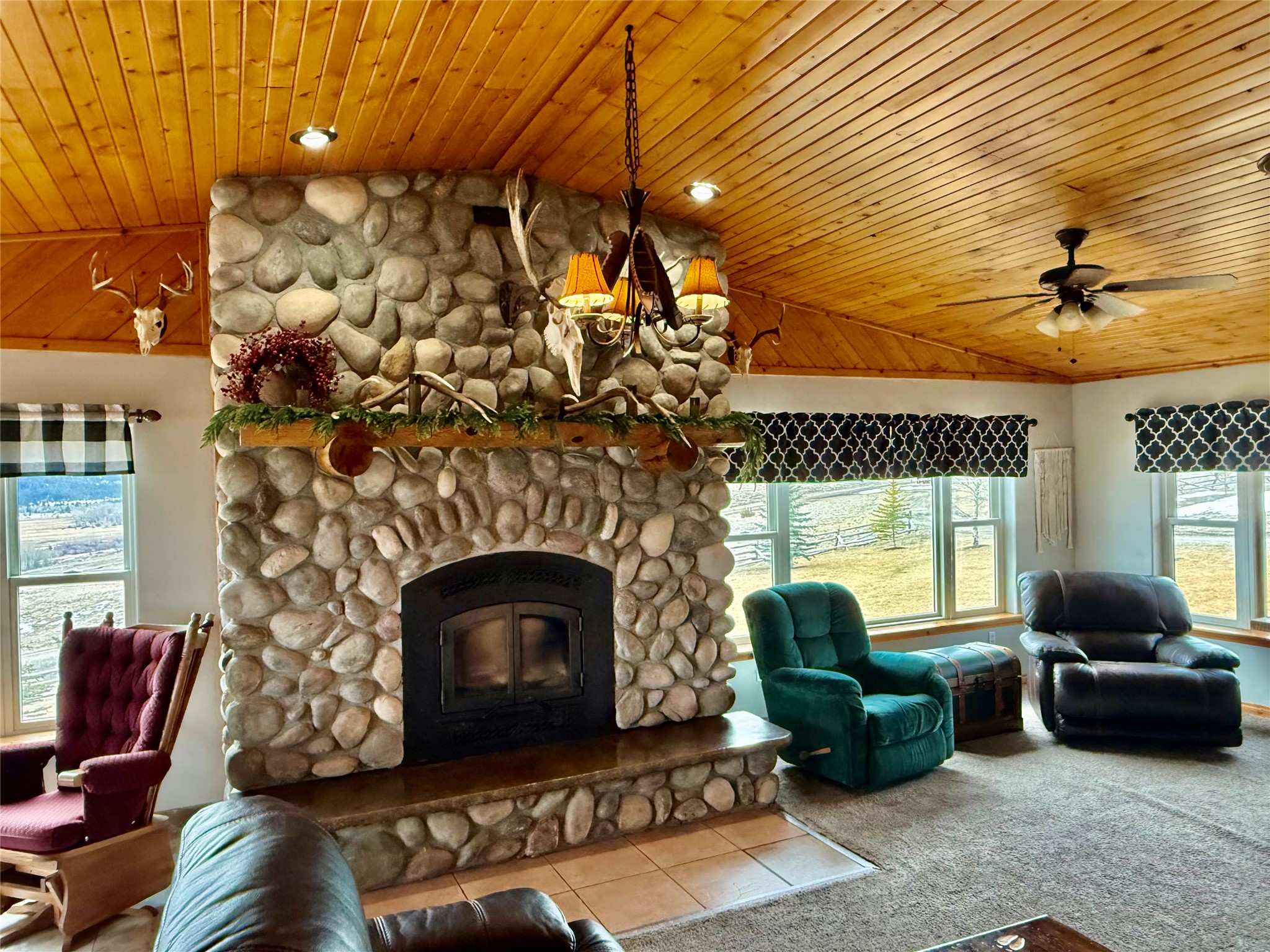 3314 Gold Creek Road Property Photo 7