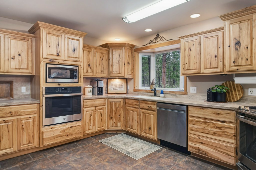 14300 Cambridge Road Property Photo 9
