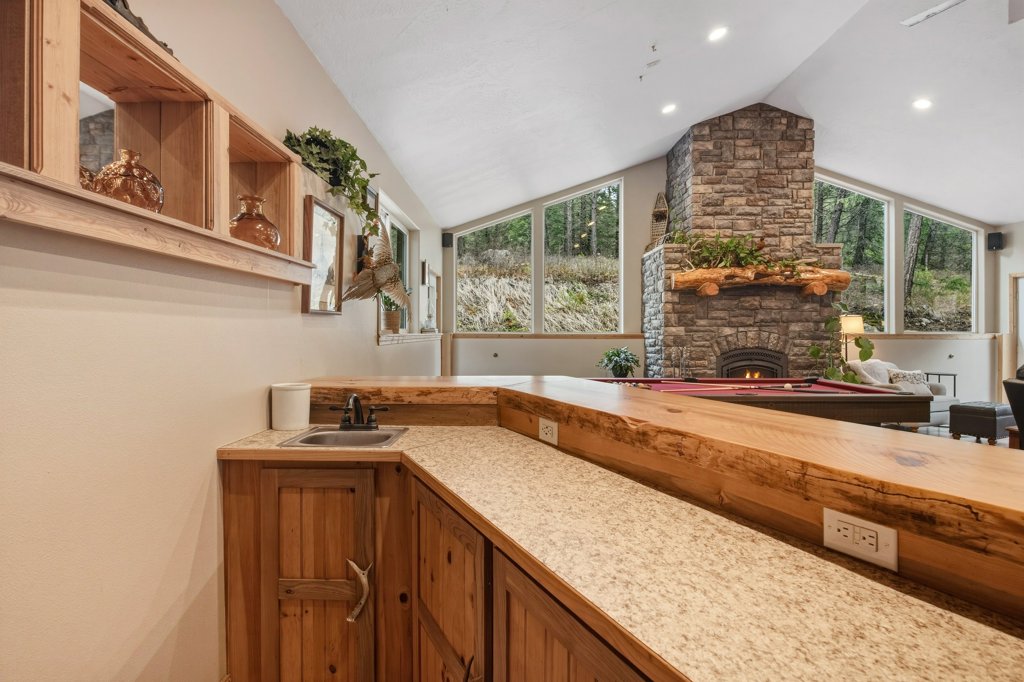 14300 Cambridge Road Property Photo 30