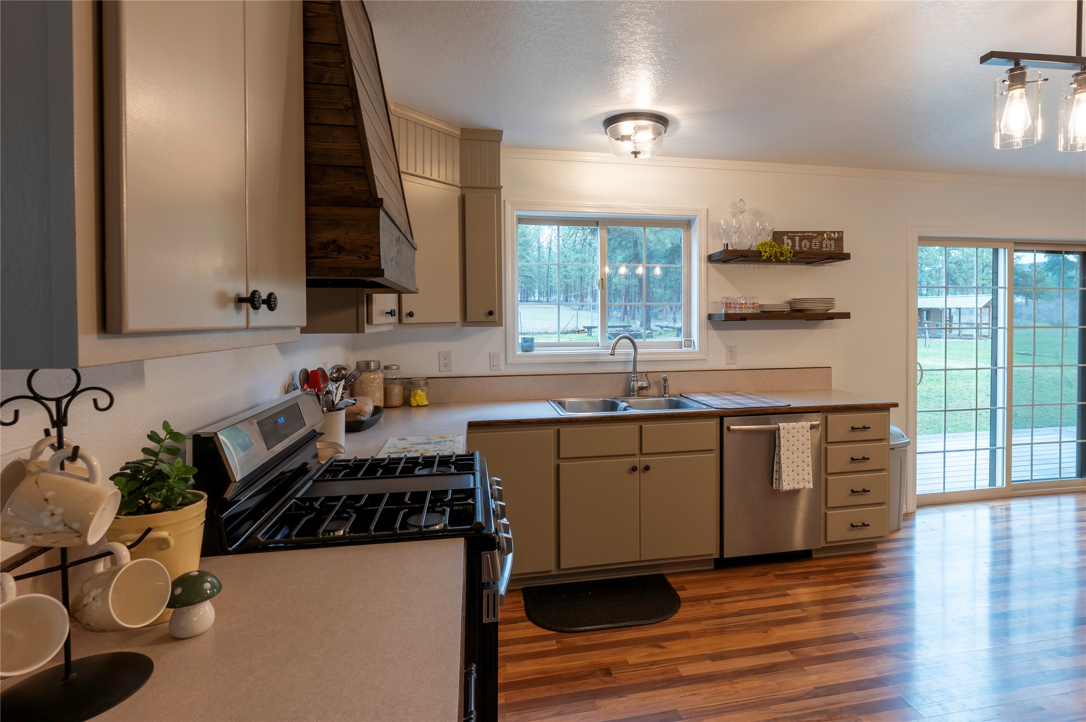 22 Pine Meadow Lane Property Photo 31
