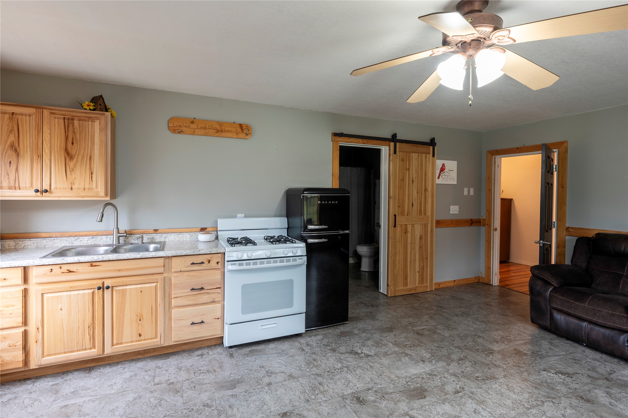 22 Pine Meadow Lane Property Photo 39