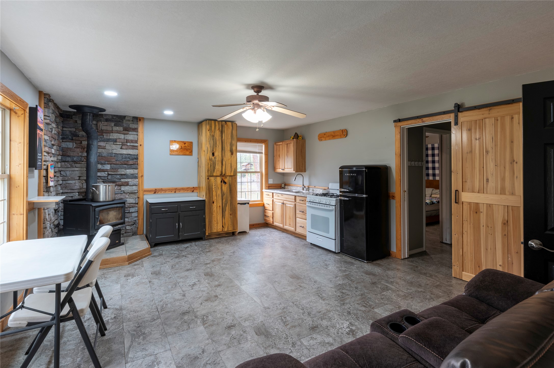 22 Pine Meadow Lane Property Photo 40