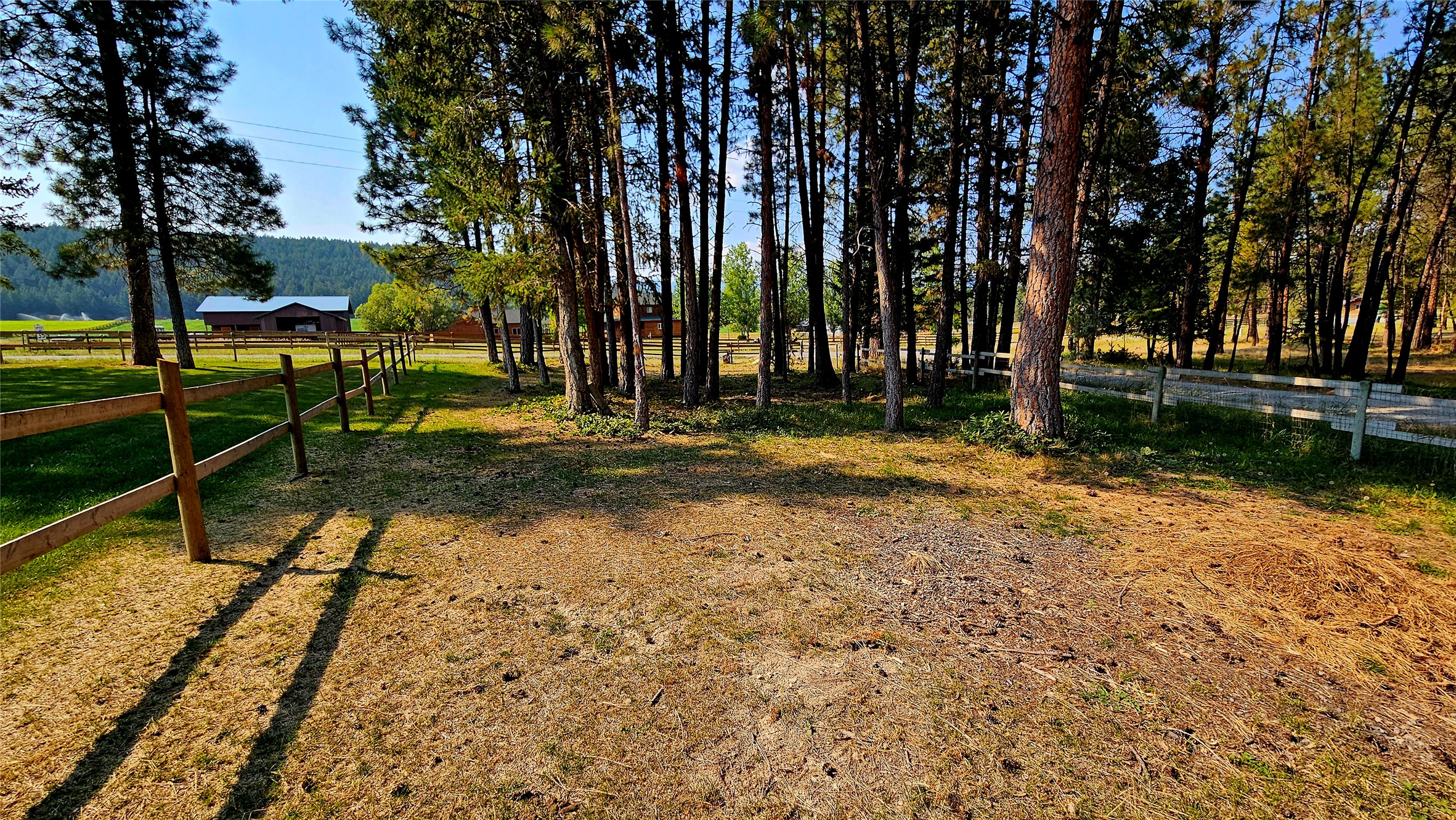 455 Pine Valley Drive N Property Photo 36