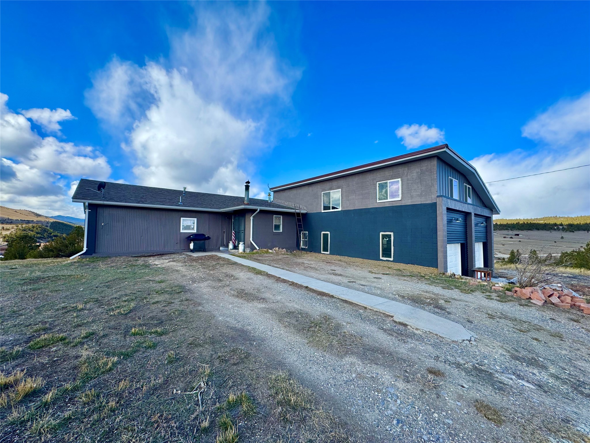 5055 Hidden Valley Drive Property Photo 1