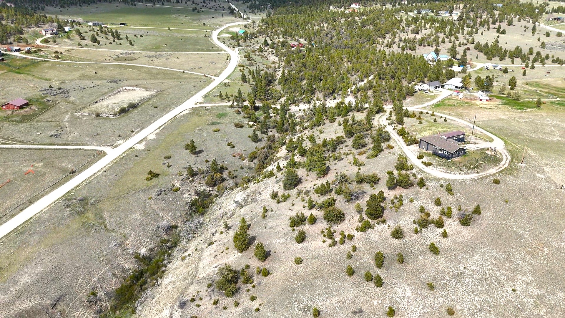 5055 Hidden Valley Drive Property Photo 3