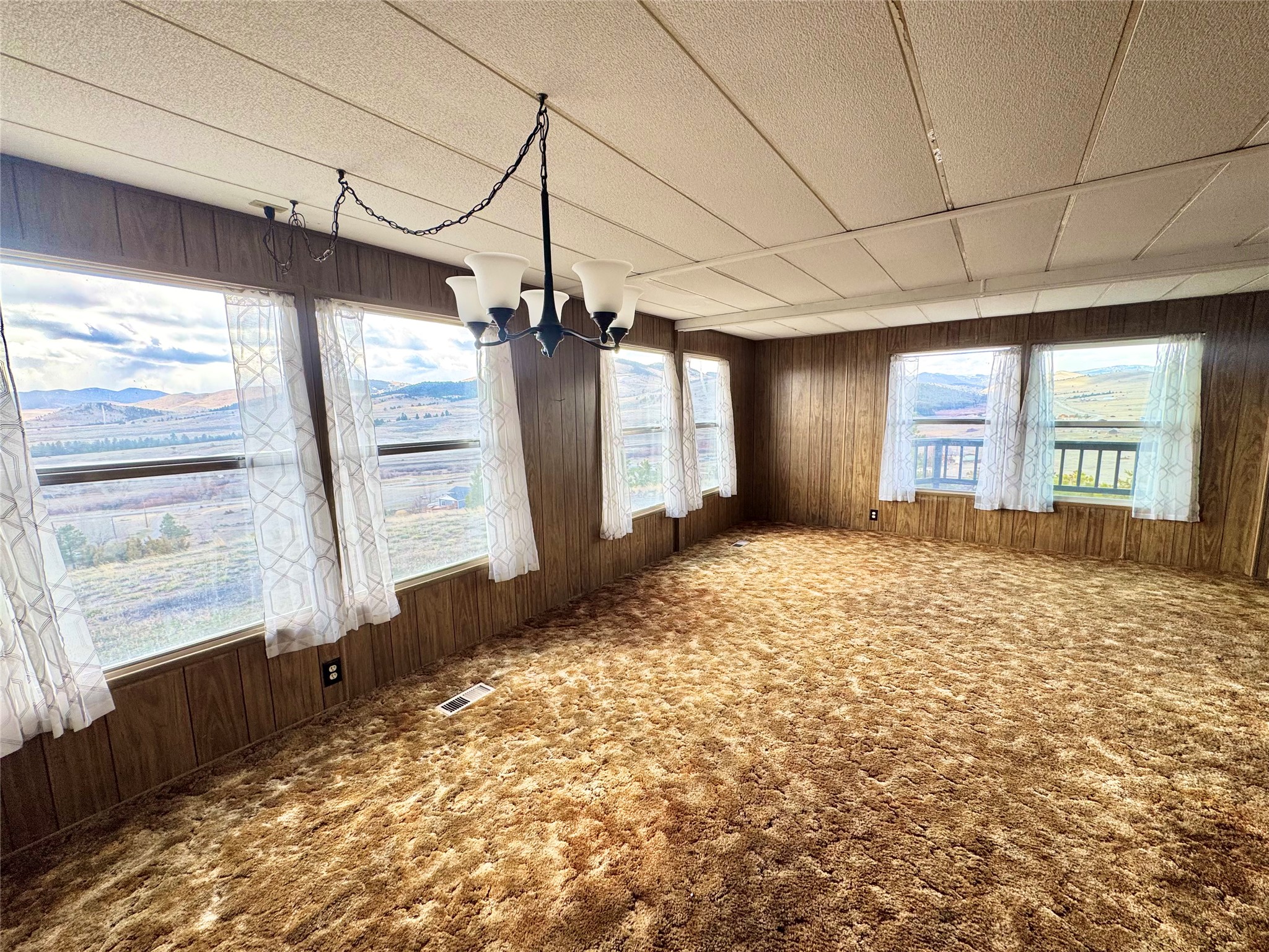 5055 Hidden Valley Drive Property Photo 11