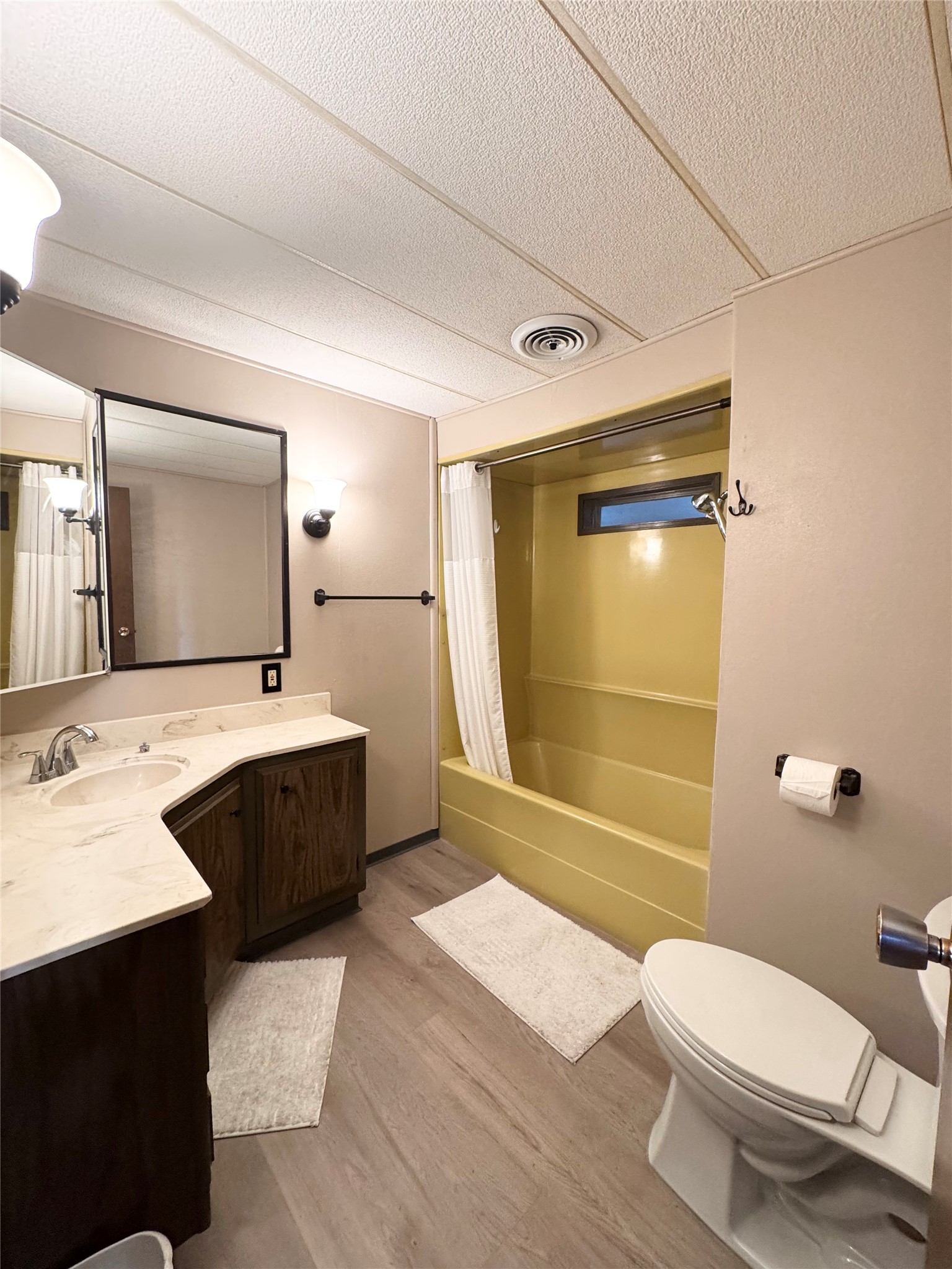 5055 Hidden Valley Drive Property Photo 15