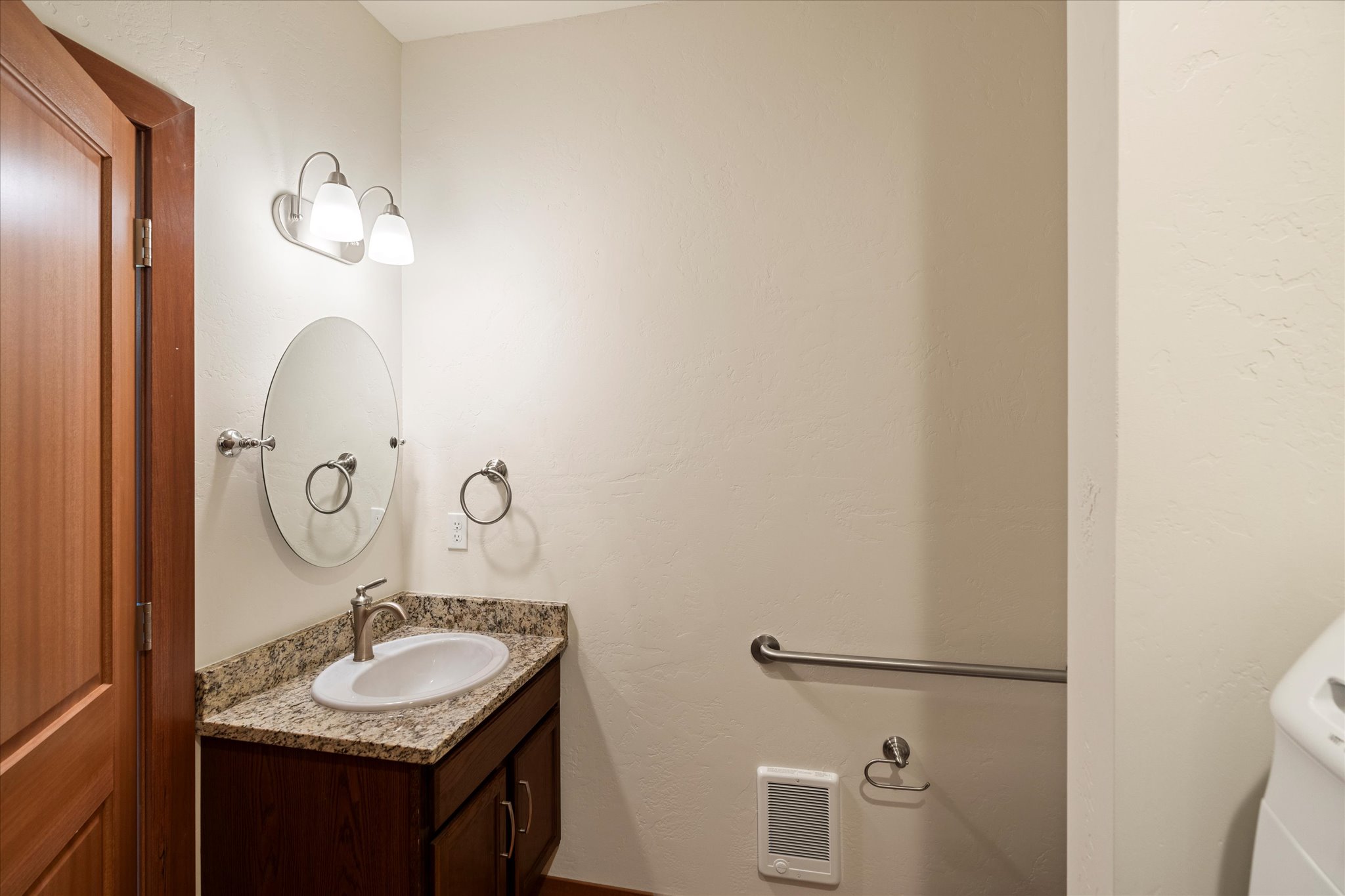 525 Eisenhower Street Se 525 Property Photo 11