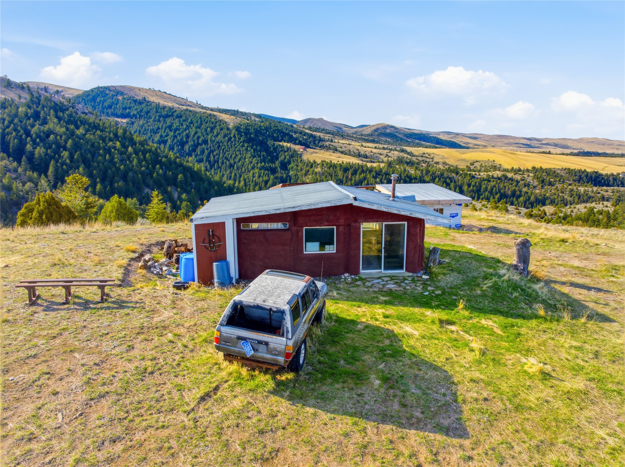 112 Lone Wolf Trail Property Photo 38