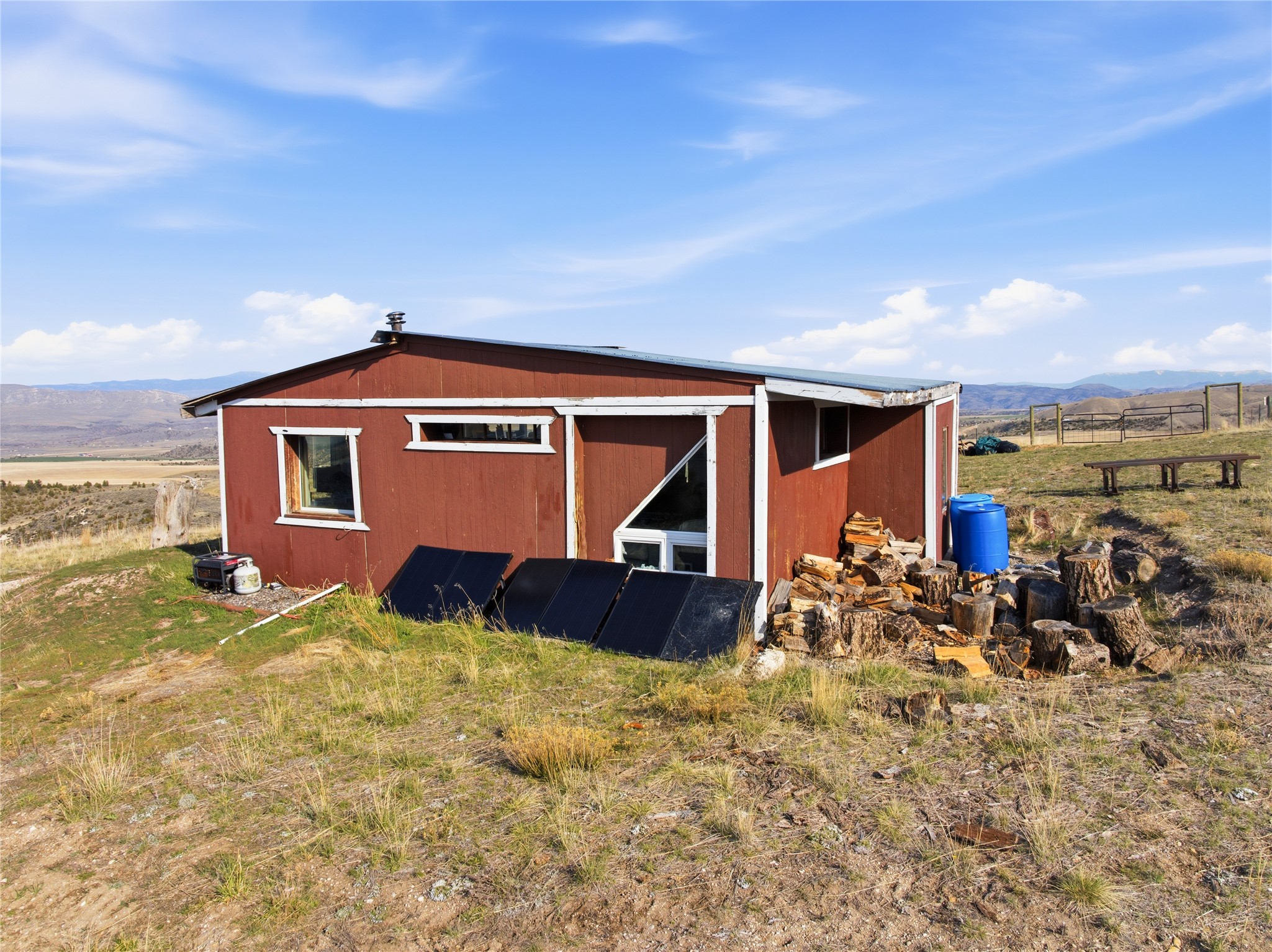 112 Lone Wolf Trail Property Photo 42