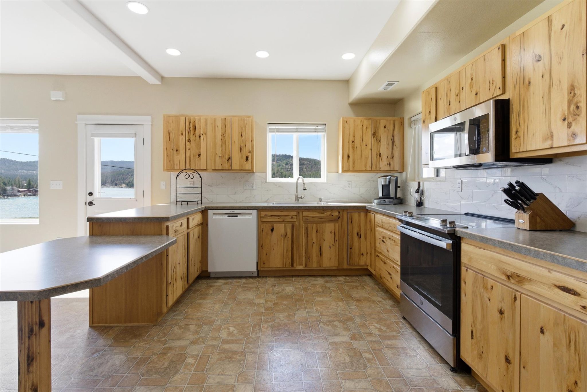 45 Roybals Way Property Photo 18