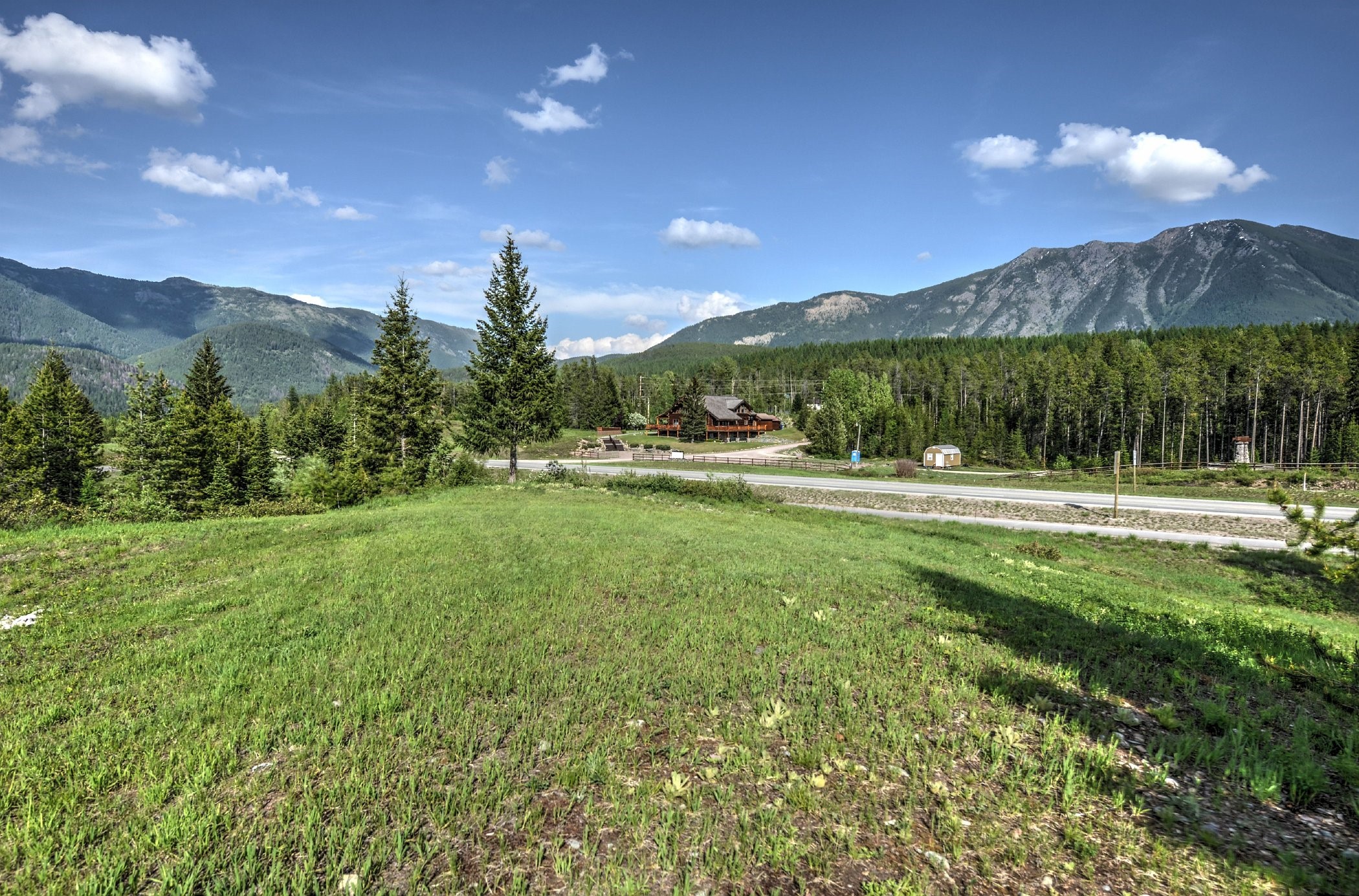 12135 Hwy 2 E Property Photo 18