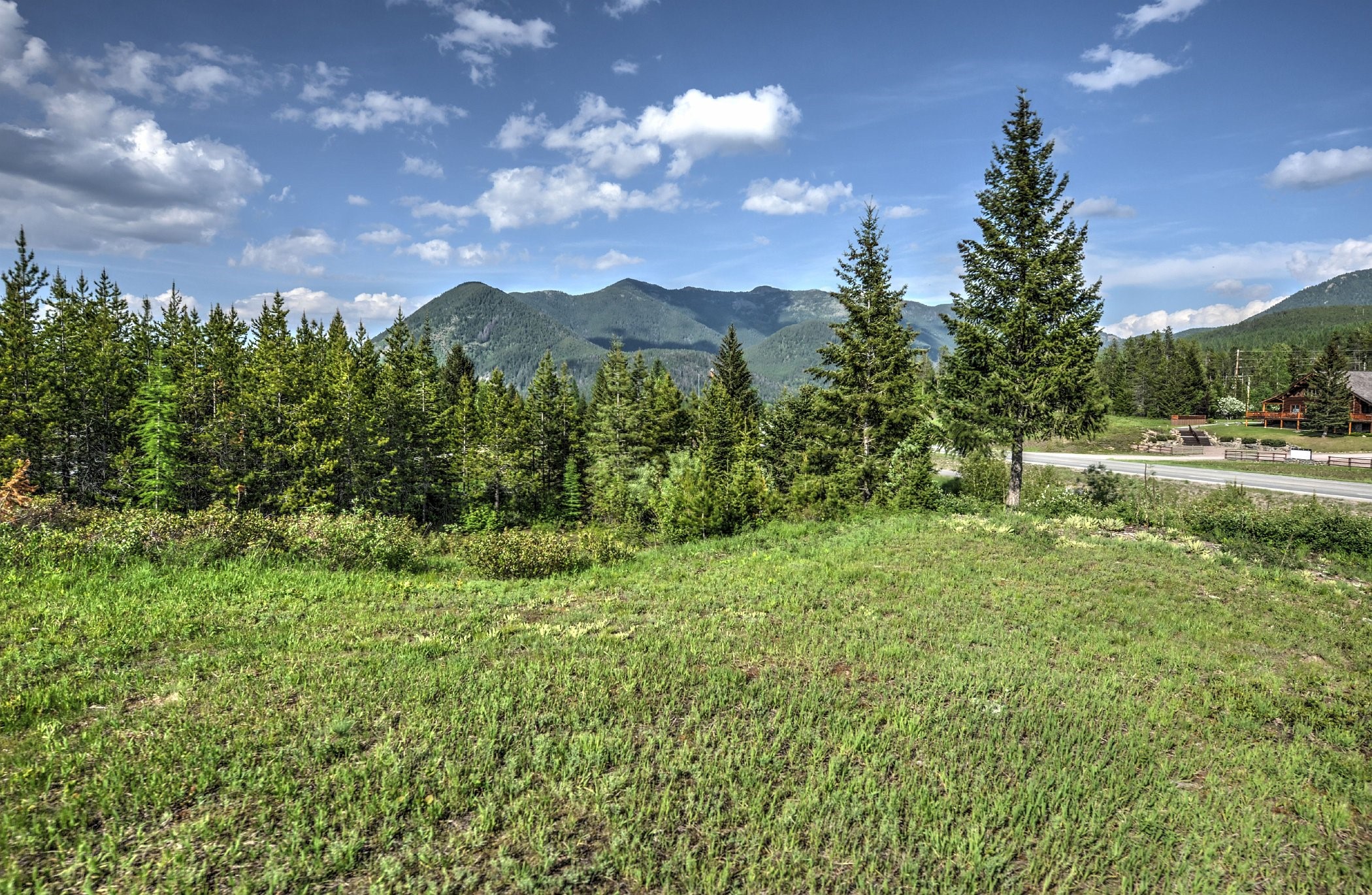 12135 Hwy 2 E Property Photo 35