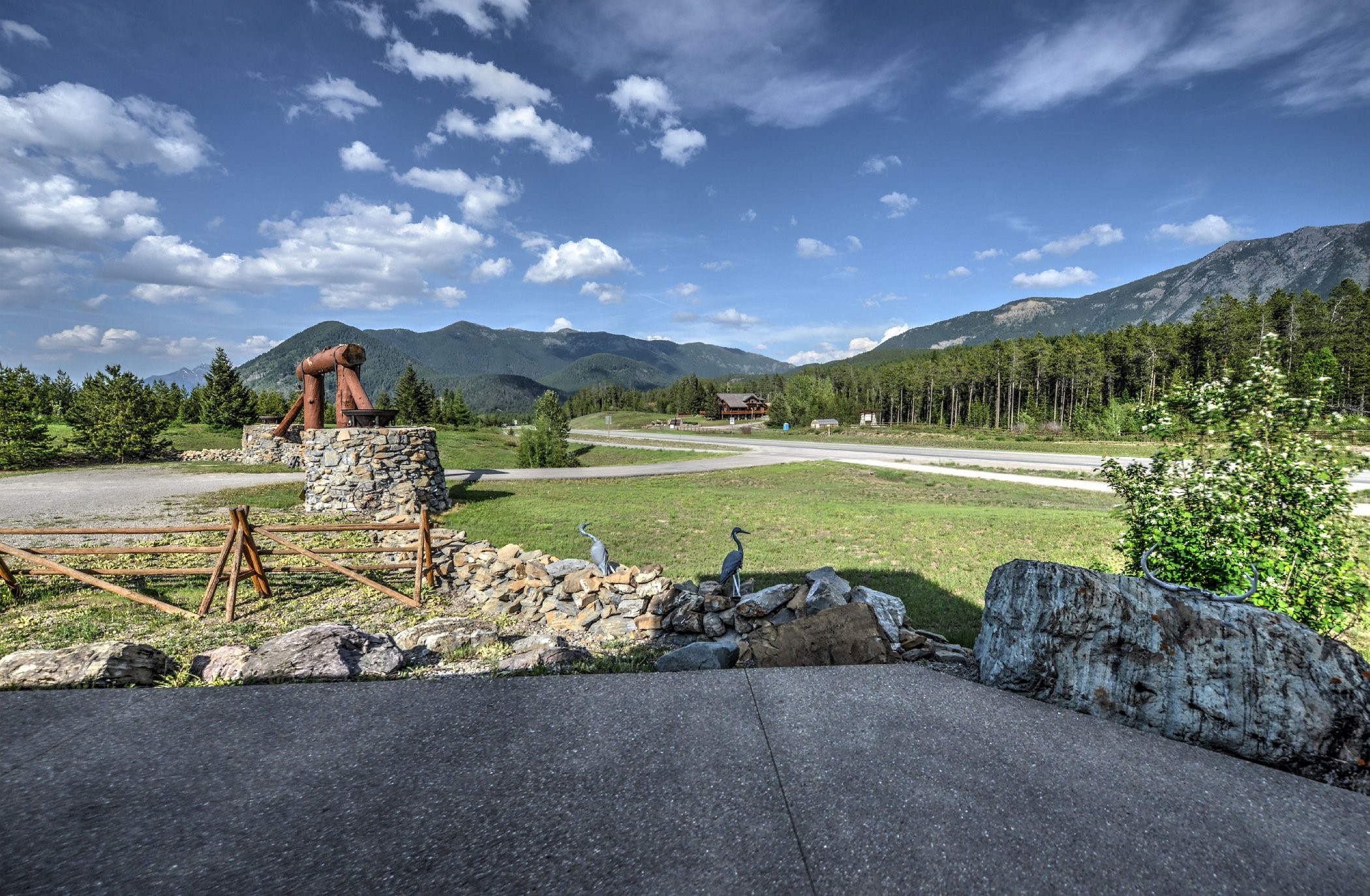 12135 Hwy 2 E Property Photo 46