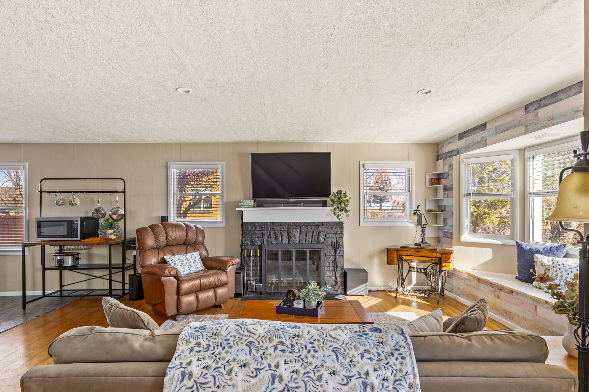 515 5th Avenue S Property Photo 14
