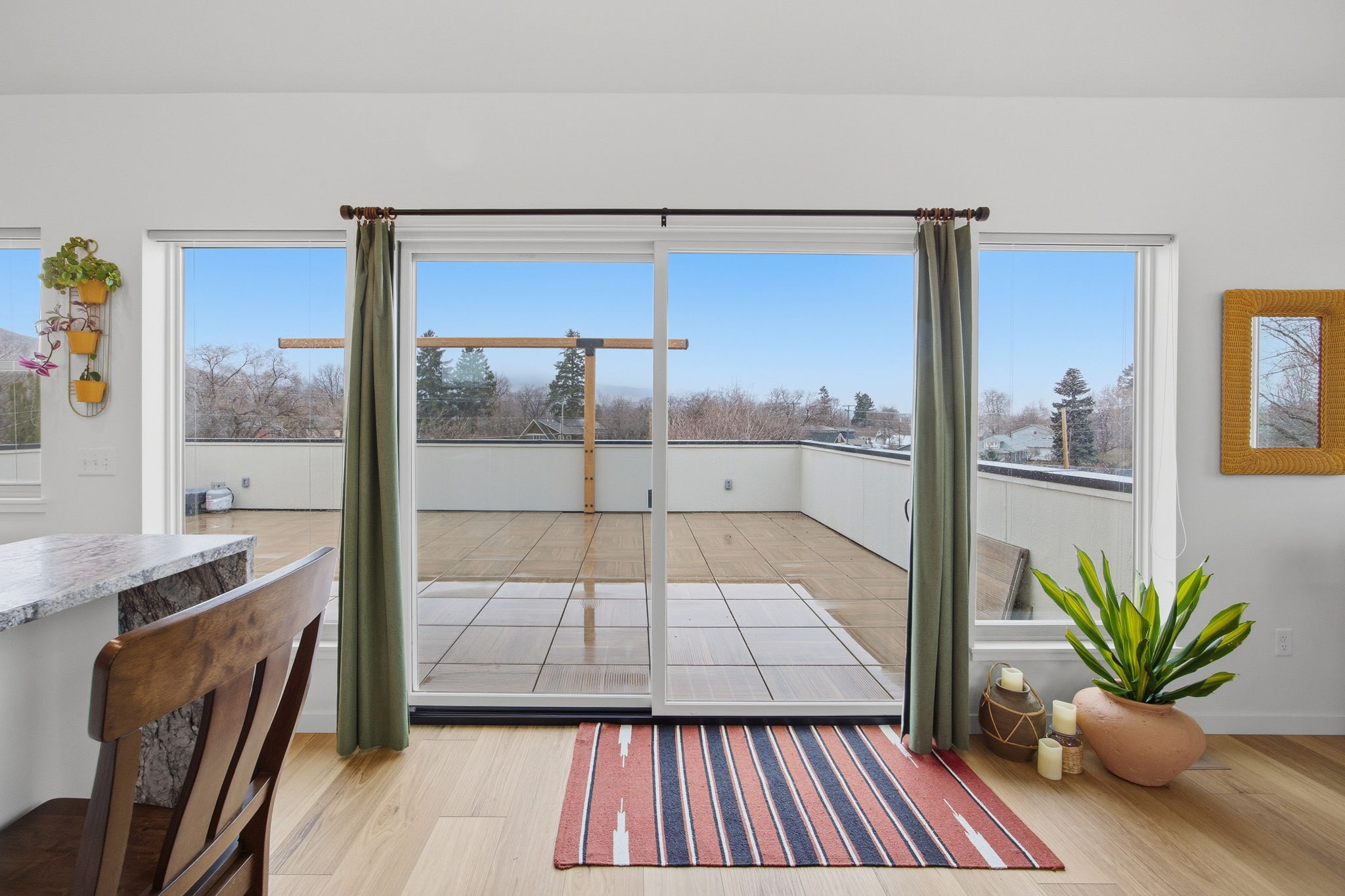808 + 812 Ash Street Property Photo 24