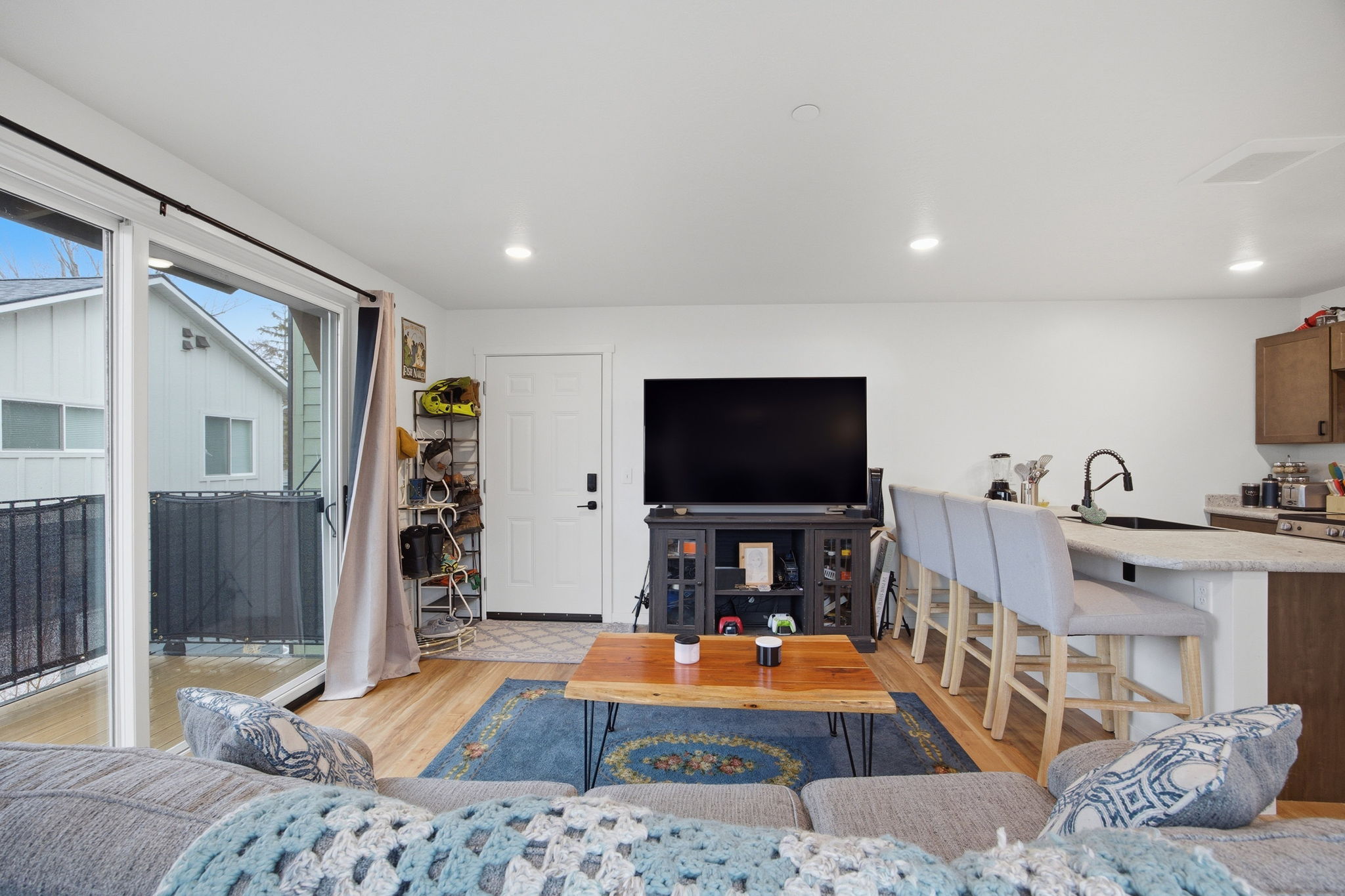 808 + 812 Ash Street Property Photo 38
