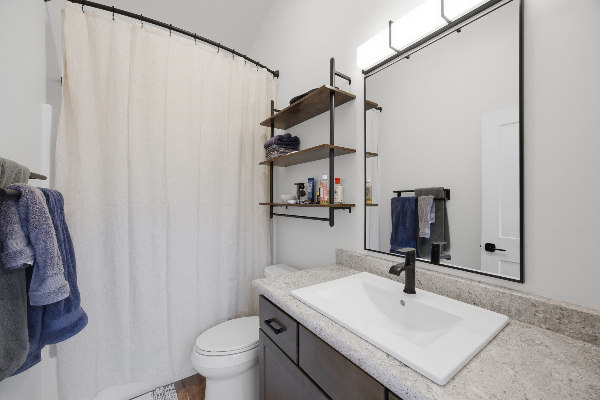 808 + 812 Ash Street Property Photo 46