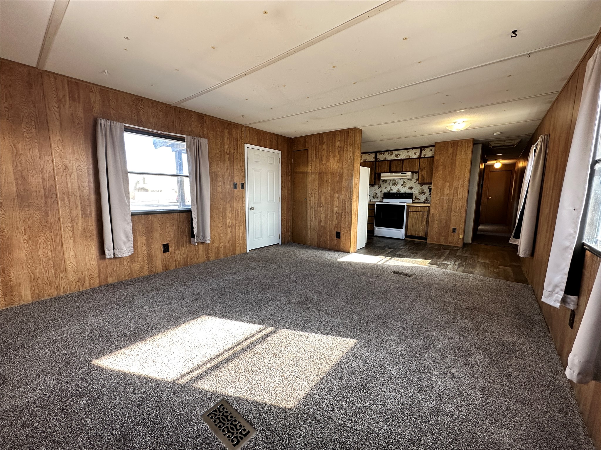 30066888 Property Photo 29