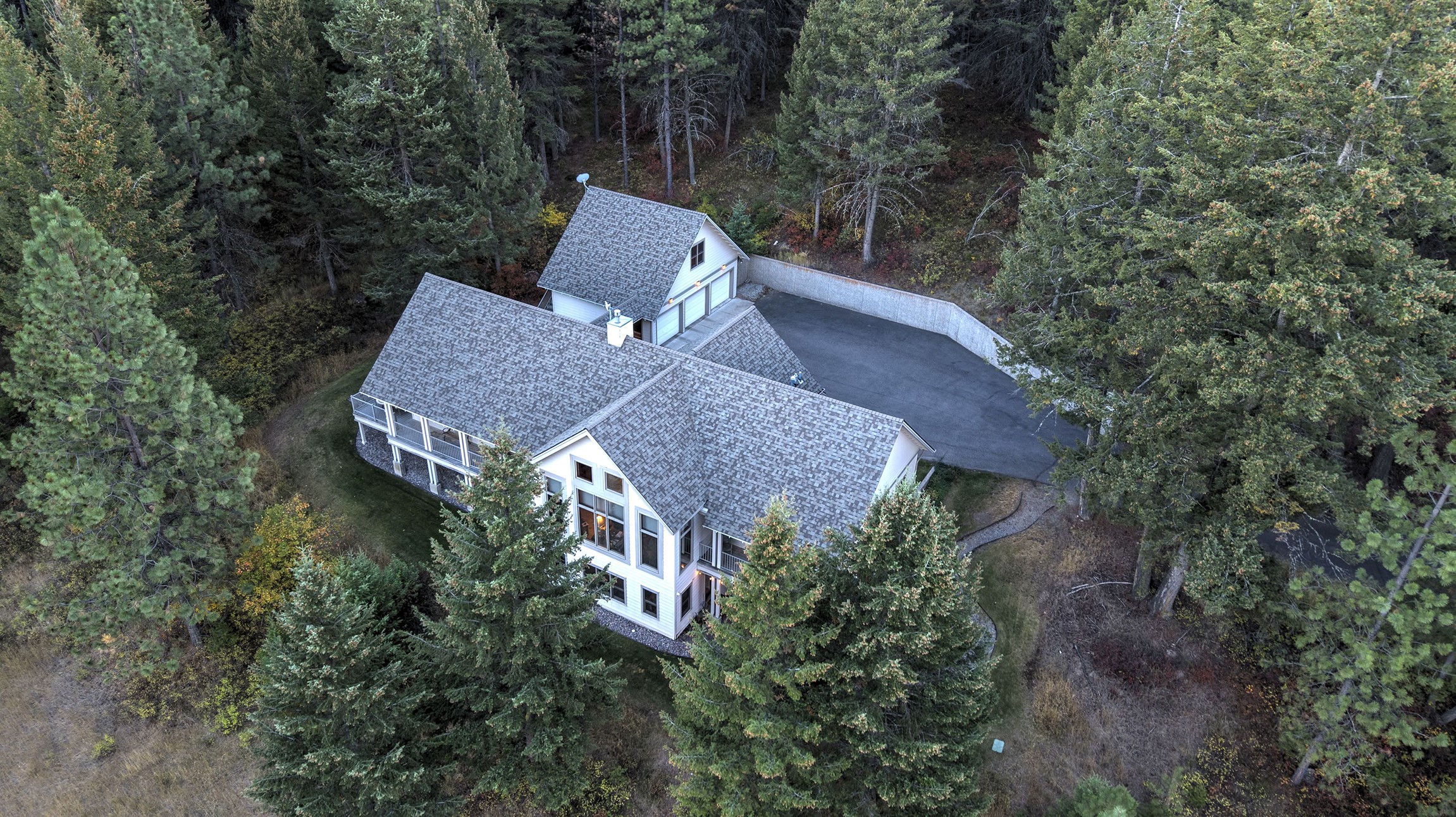 7229 Russian Joe Road Property Photo 2