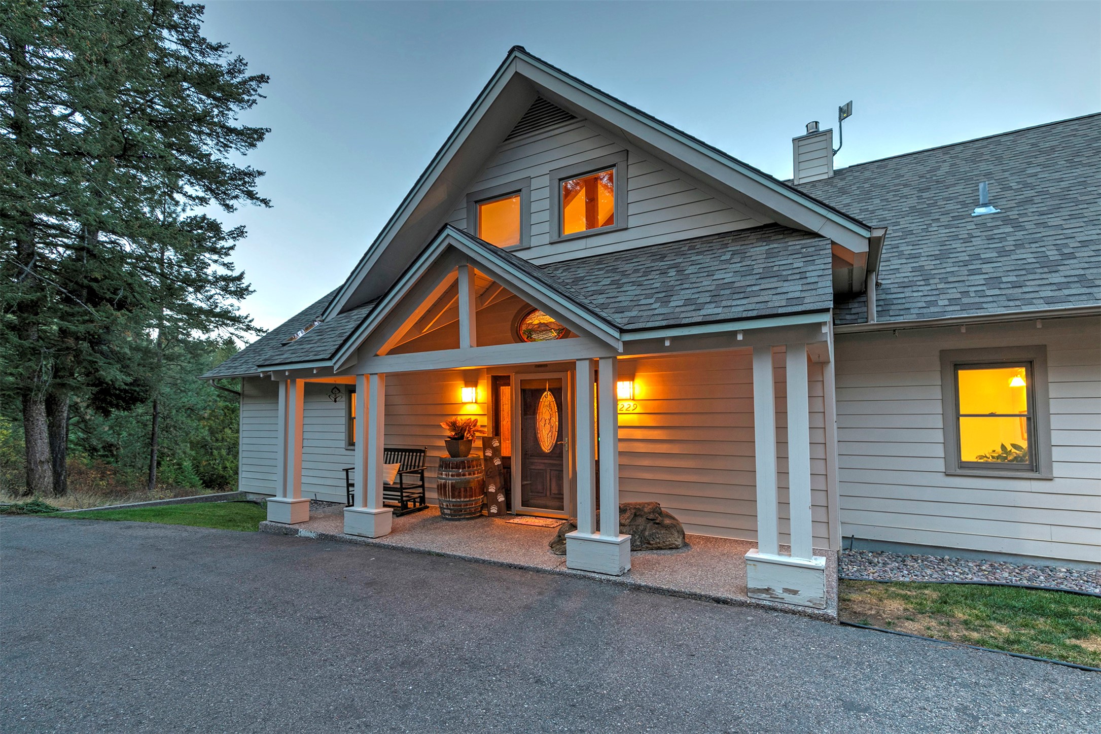 7229 Russian Joe Road Property Photo 5