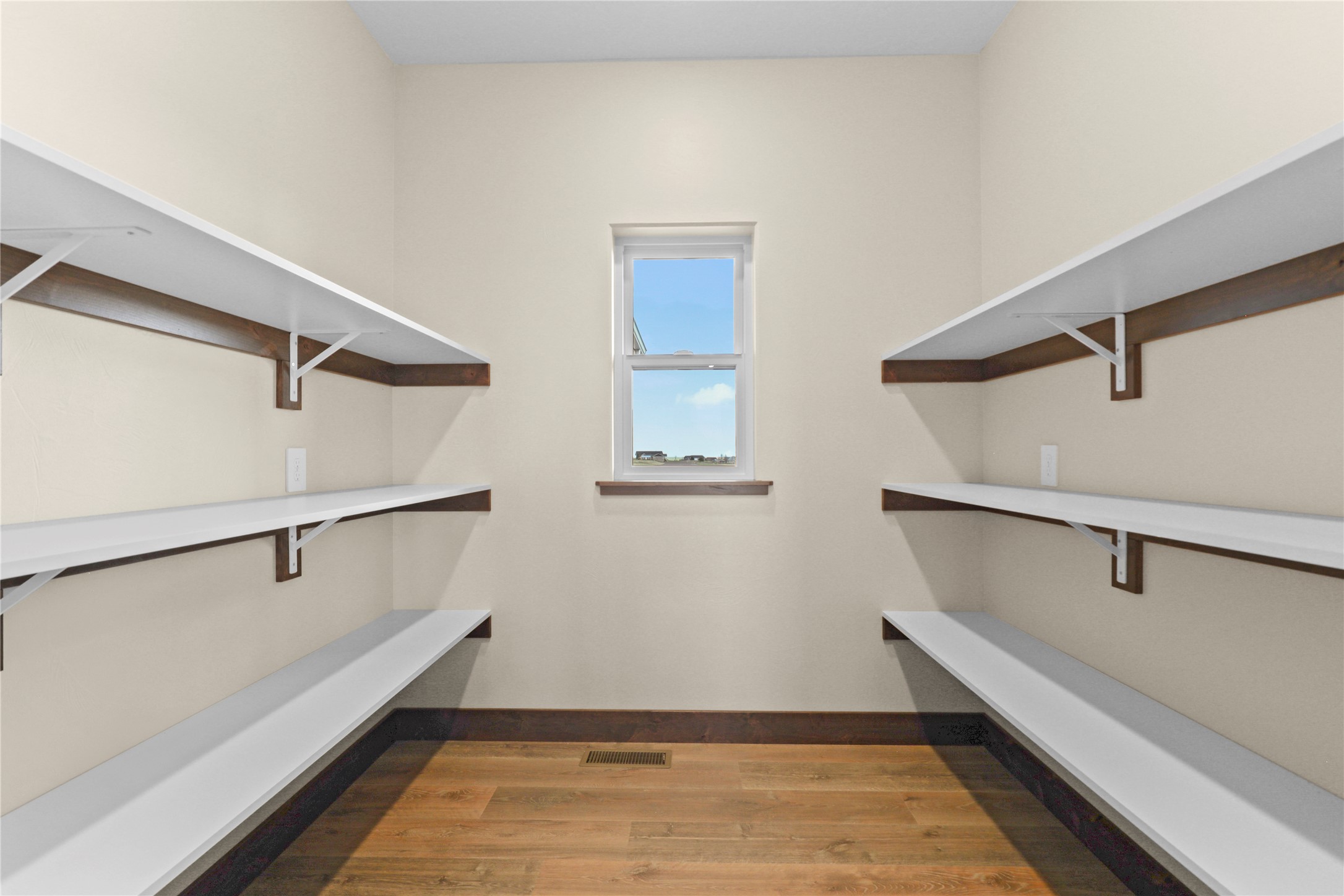 40 Platinum Lane Property Photo 15