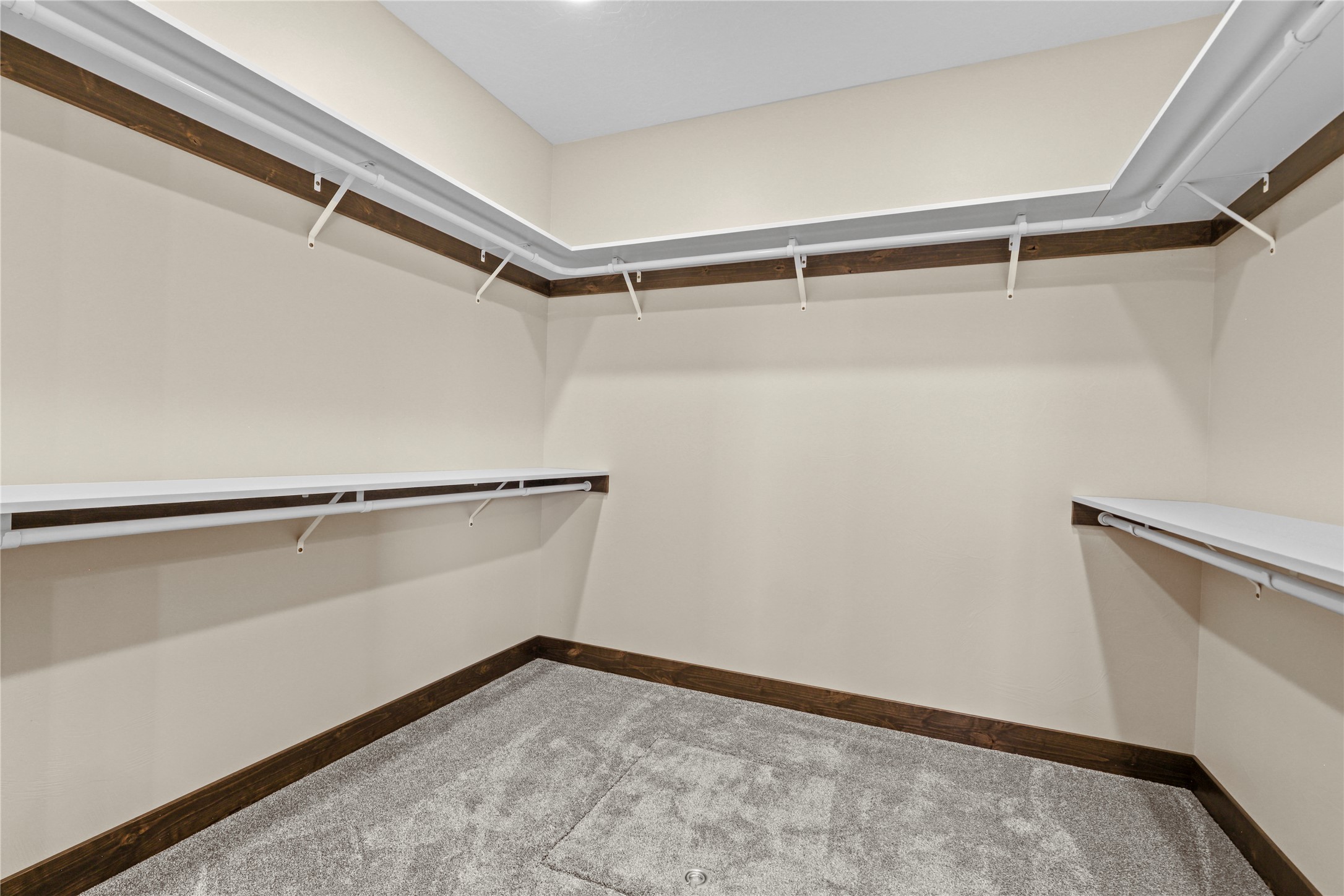 40 Platinum Lane Property Photo 16