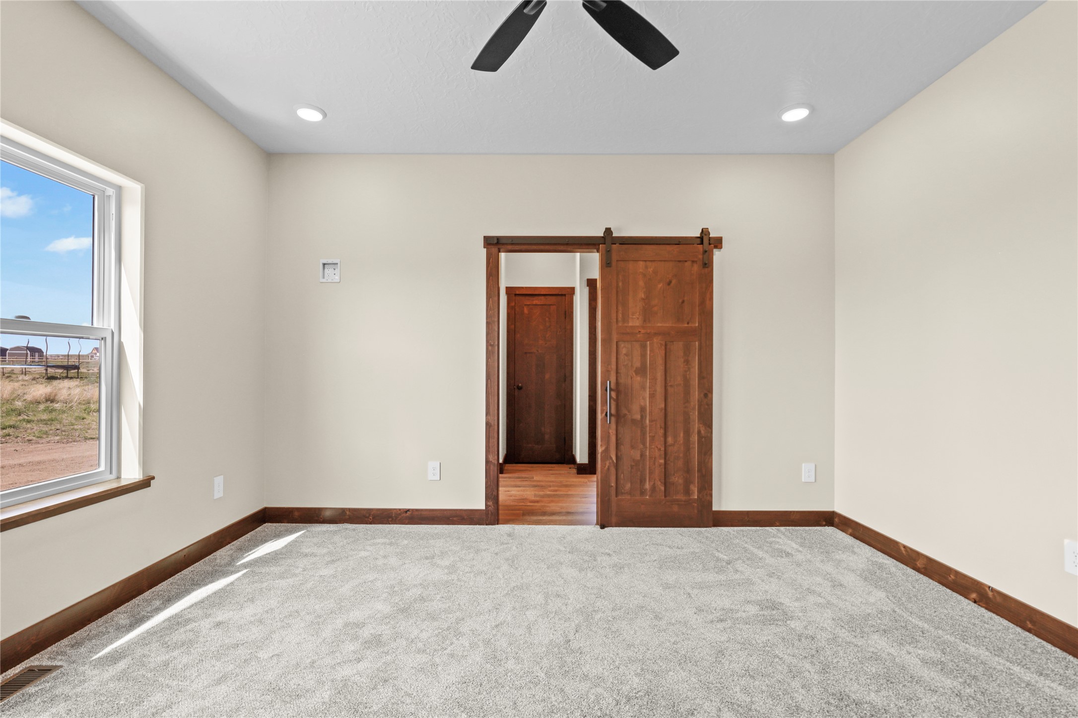 40 Platinum Lane Property Photo 20