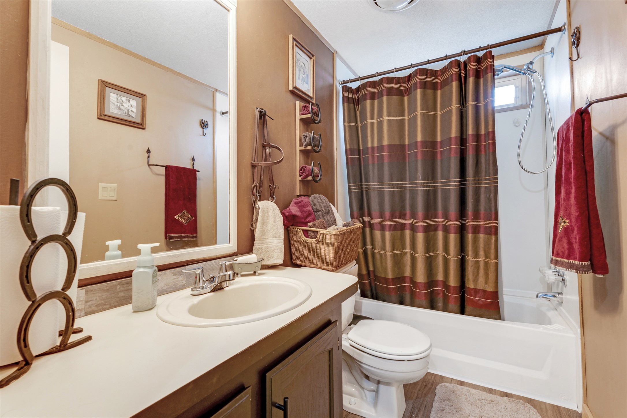 358 Saint Mary Drive Property Photo 17