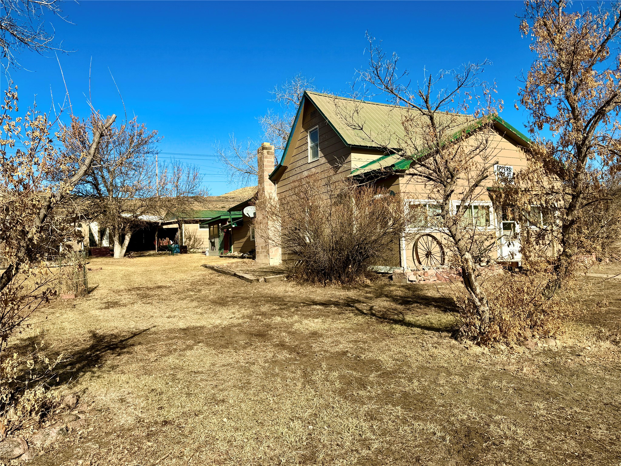 1122 Saint Charles Street Property Photo 6