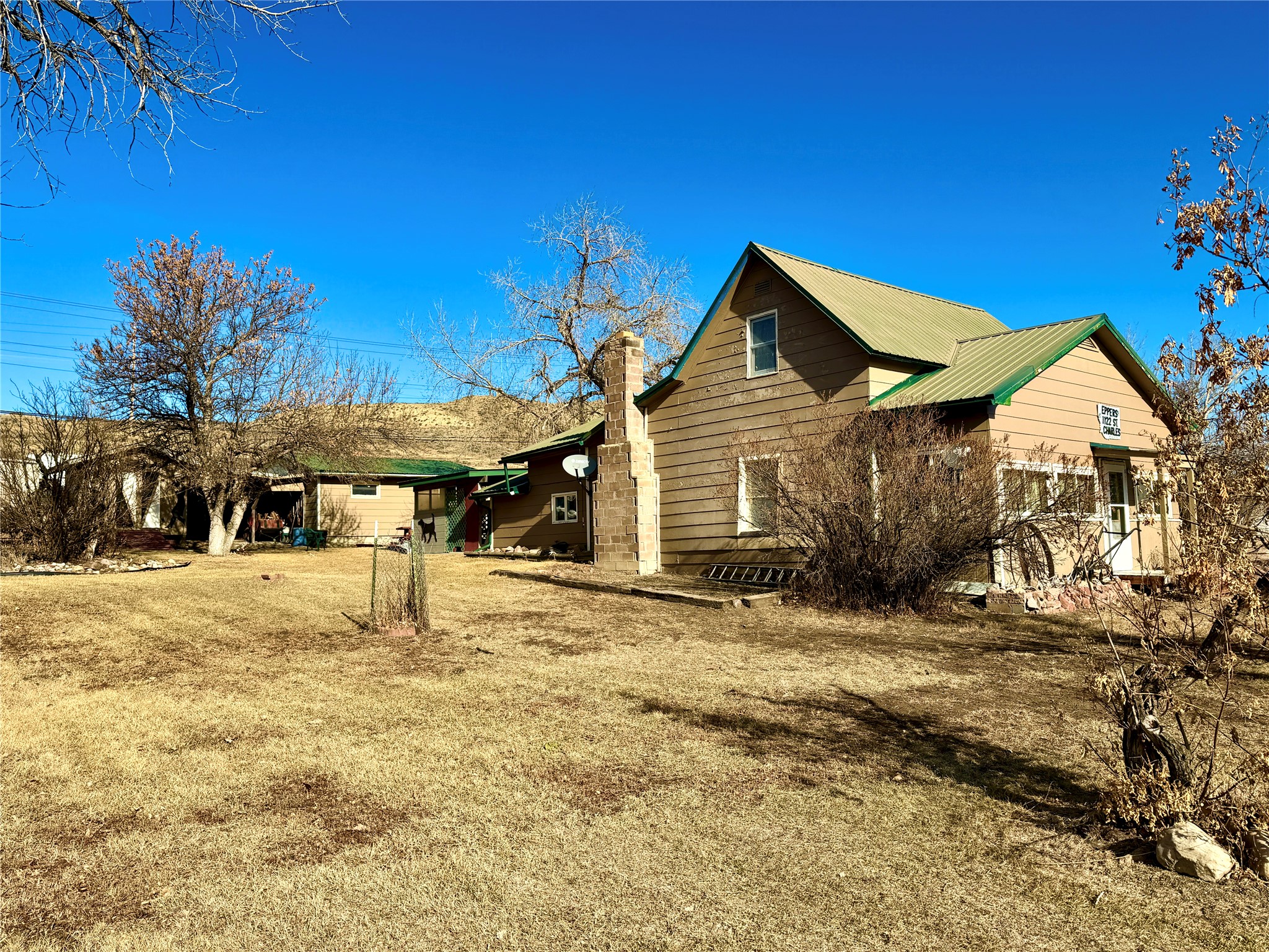 1122 Saint Charles Street Property Photo 8