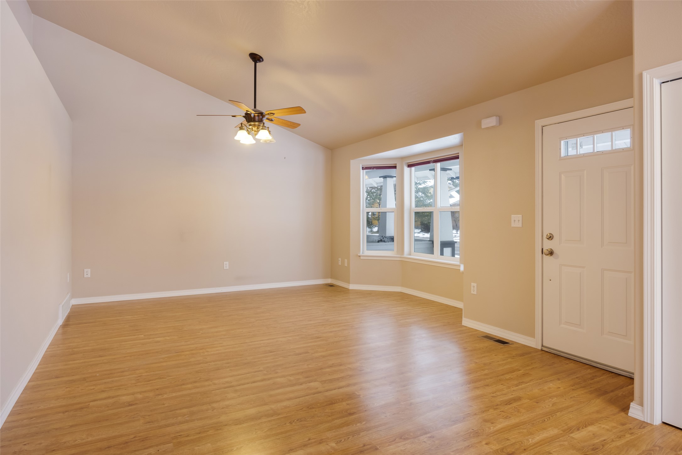1302 Lily Court A Property Photo 7